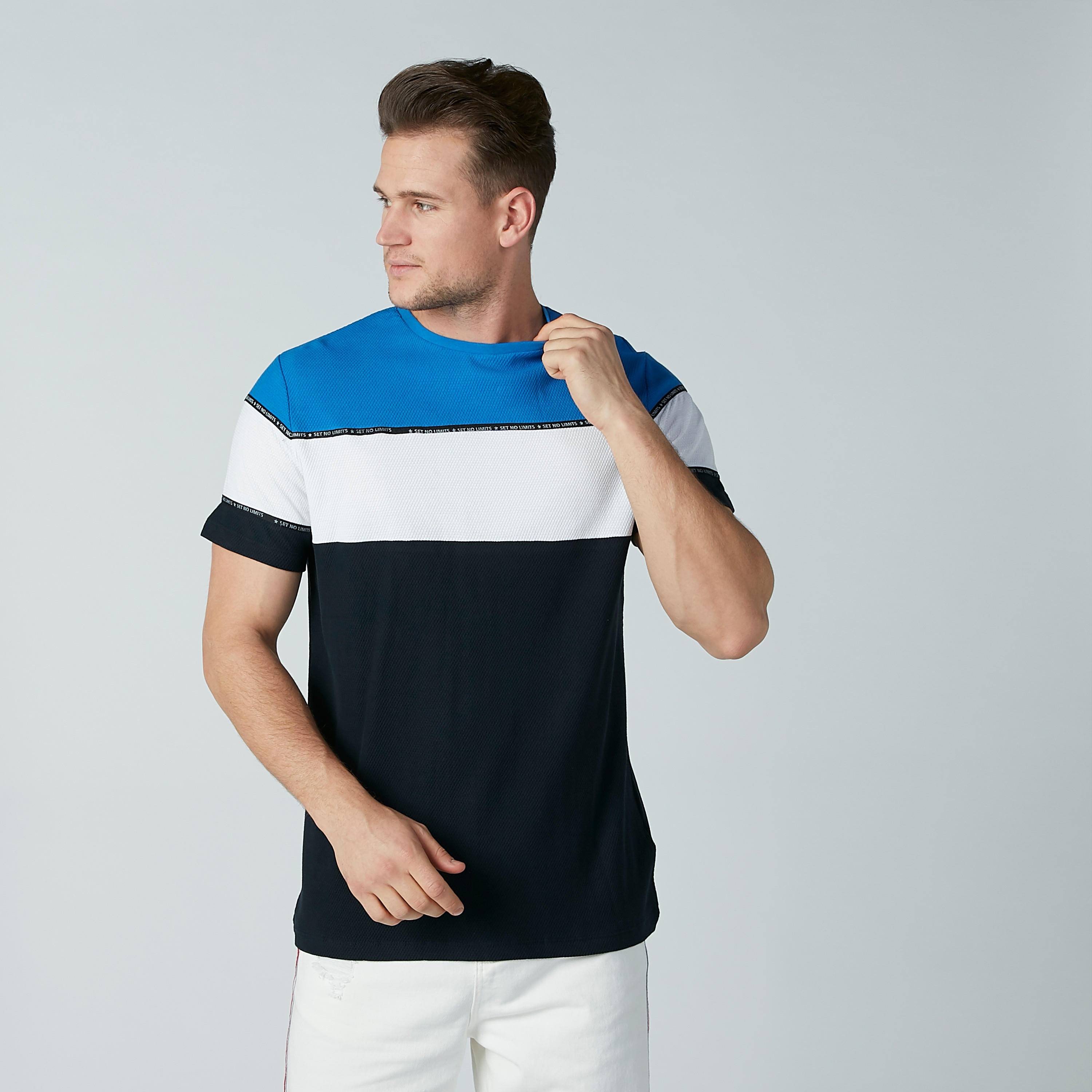 Iconic Round Neck T-shirt with Short Sleeves-men-clothing-tshirtsandpolos-tshirts-image-2