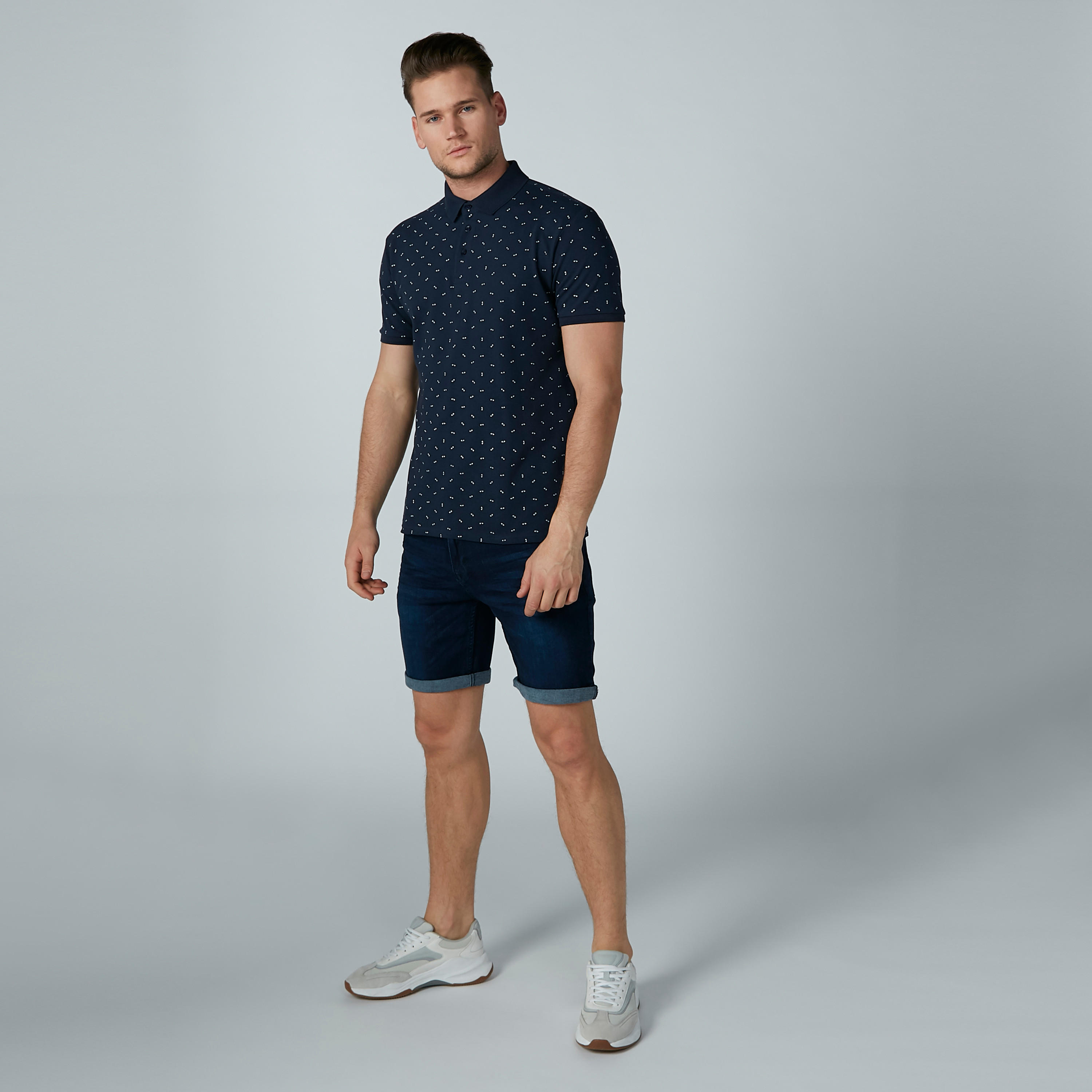 شورت دينم بجيوب من آيكونيك-men-clothing-bottoms-shorts-image-2