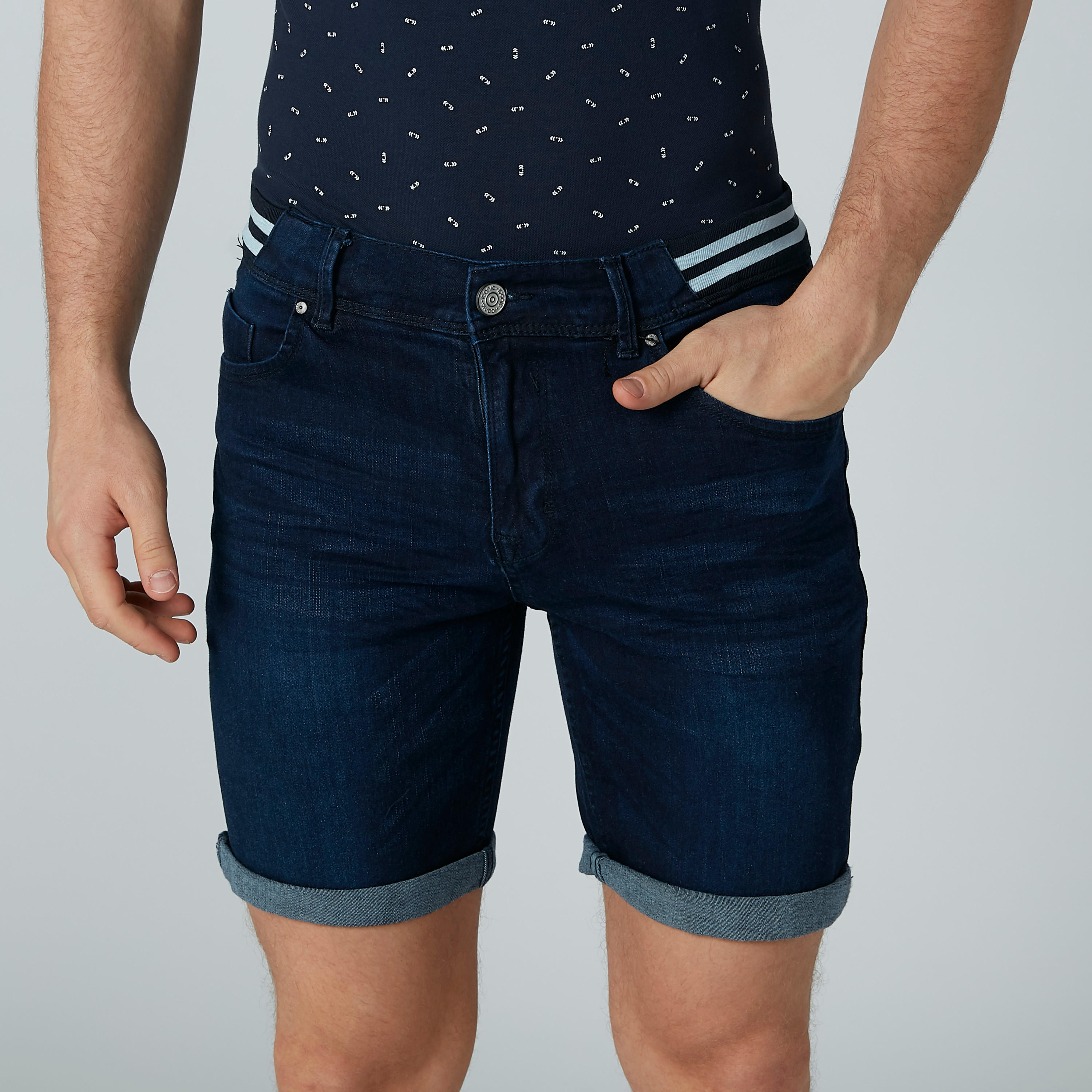 شورت دينم بجيوب من آيكونيك-men-clothing-bottoms-shorts-image-3