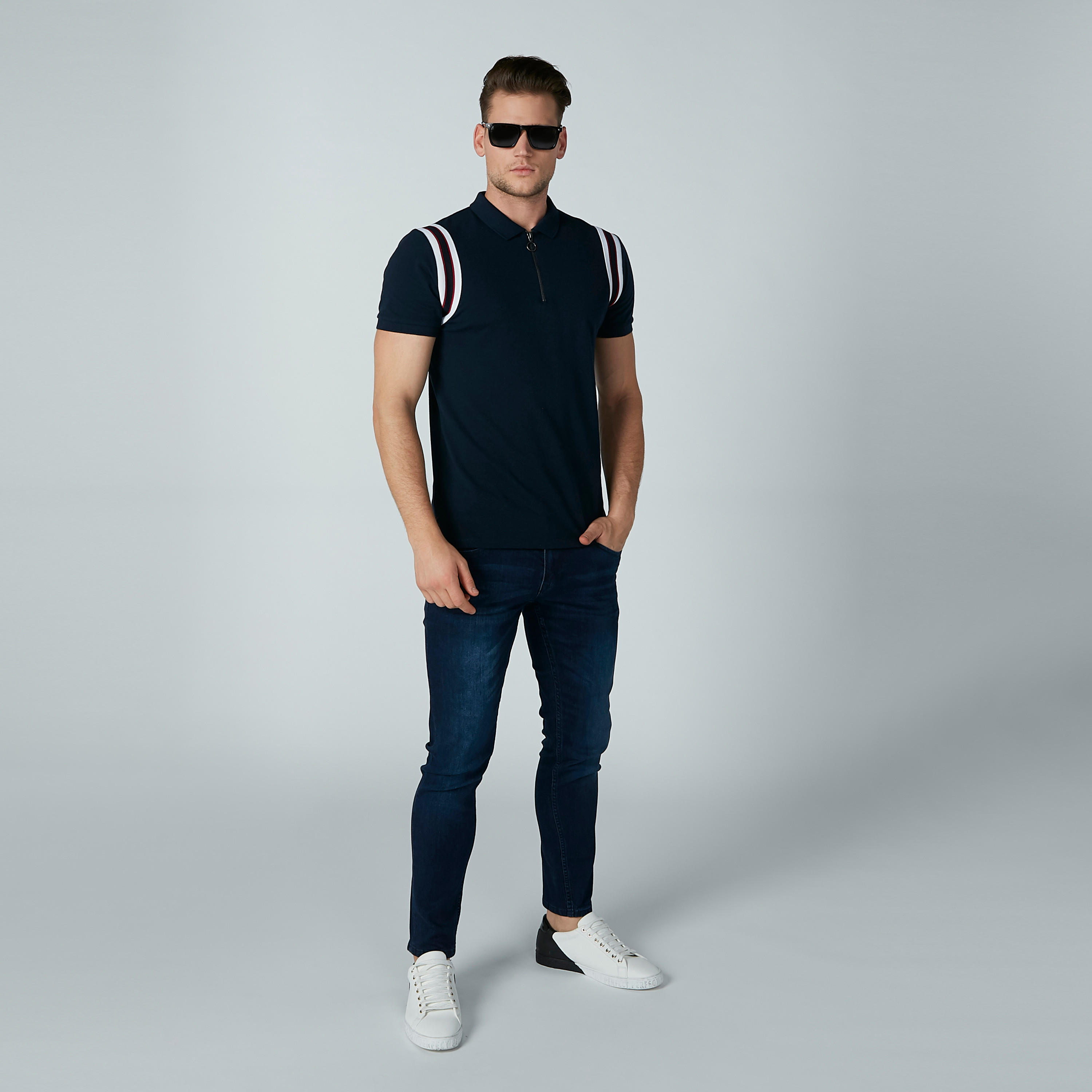 بنطال جينز سادة بسحّاب إغلاق وجيوب من آيكونيك-men-clothing-bottoms-jeans-image-2