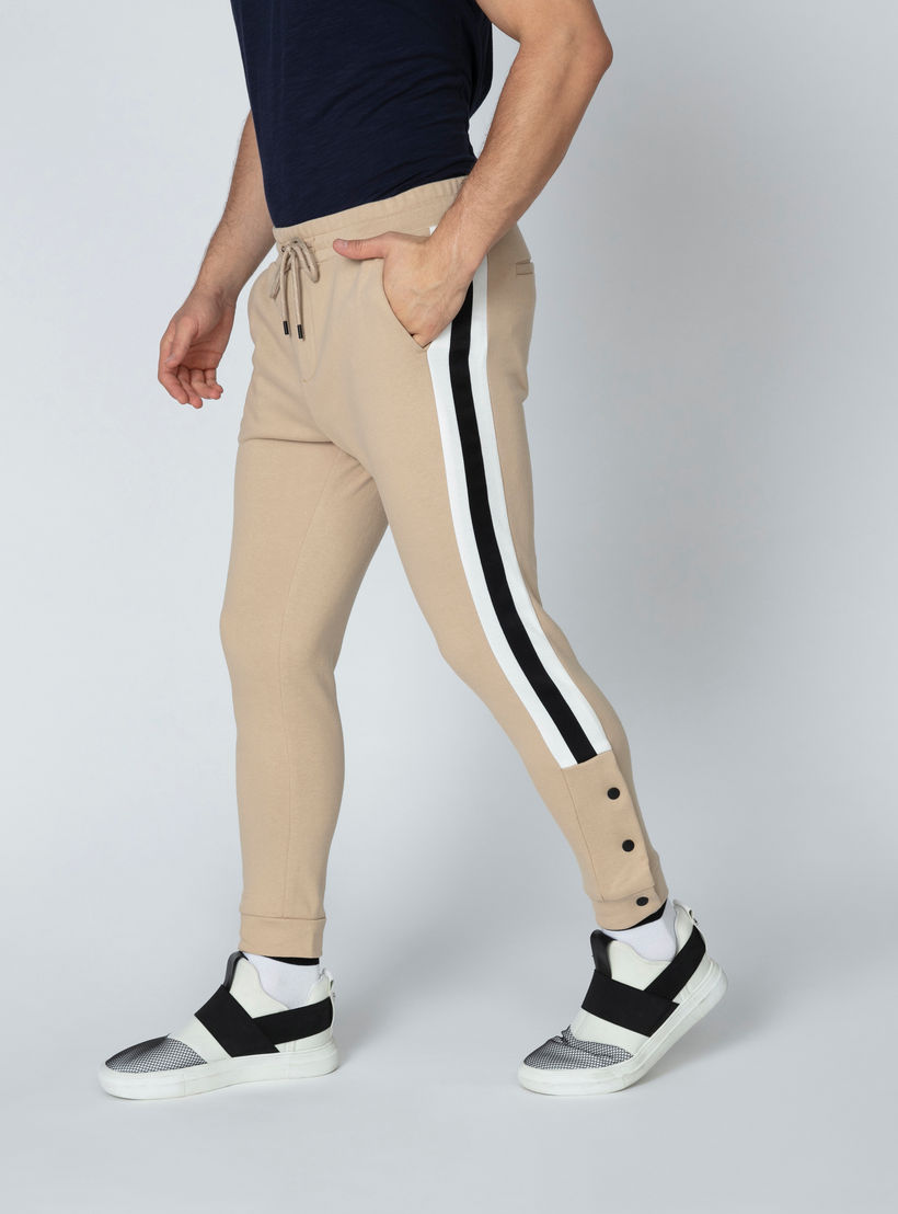 بنطال رياضي طويل بجيوب وأزرار من آيكونيك-men-clothing-bottoms-joggers-image-4