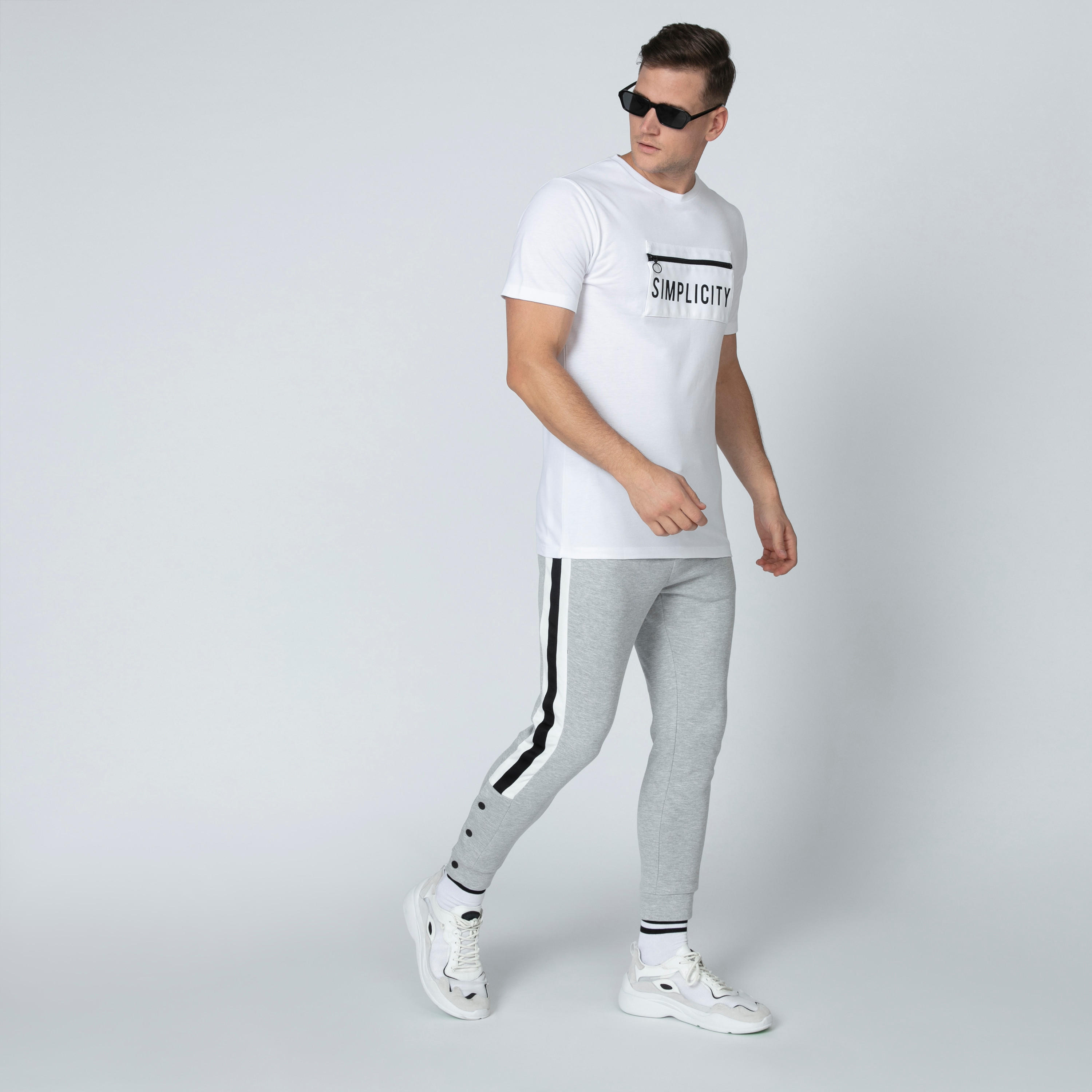 بنطال رياضي طويل بجيوب وأزرار من آيكونيك-men-clothing-bottoms-joggers-image-1