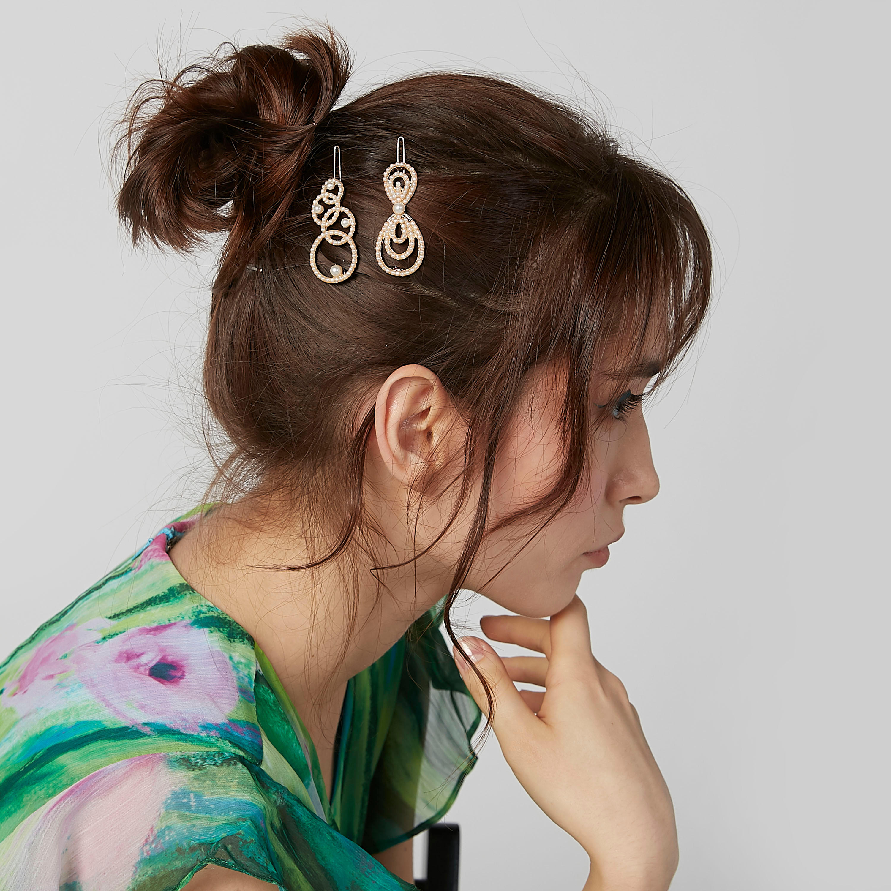 دبوس شعر بتفاصيل لؤلؤ من آيكونيك - طقم من قطعتين-women-hairaccessories-image-2