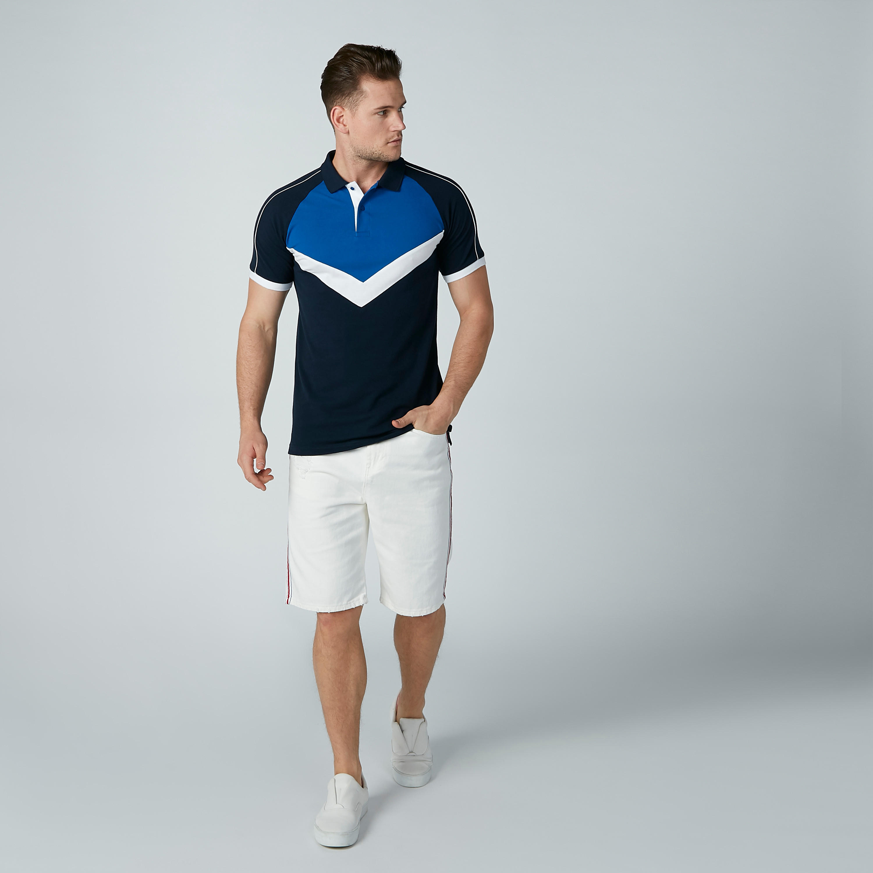 شورت بجيوب وشريطة من آيكونيك-men-clothing-bottoms-shorts-image-2