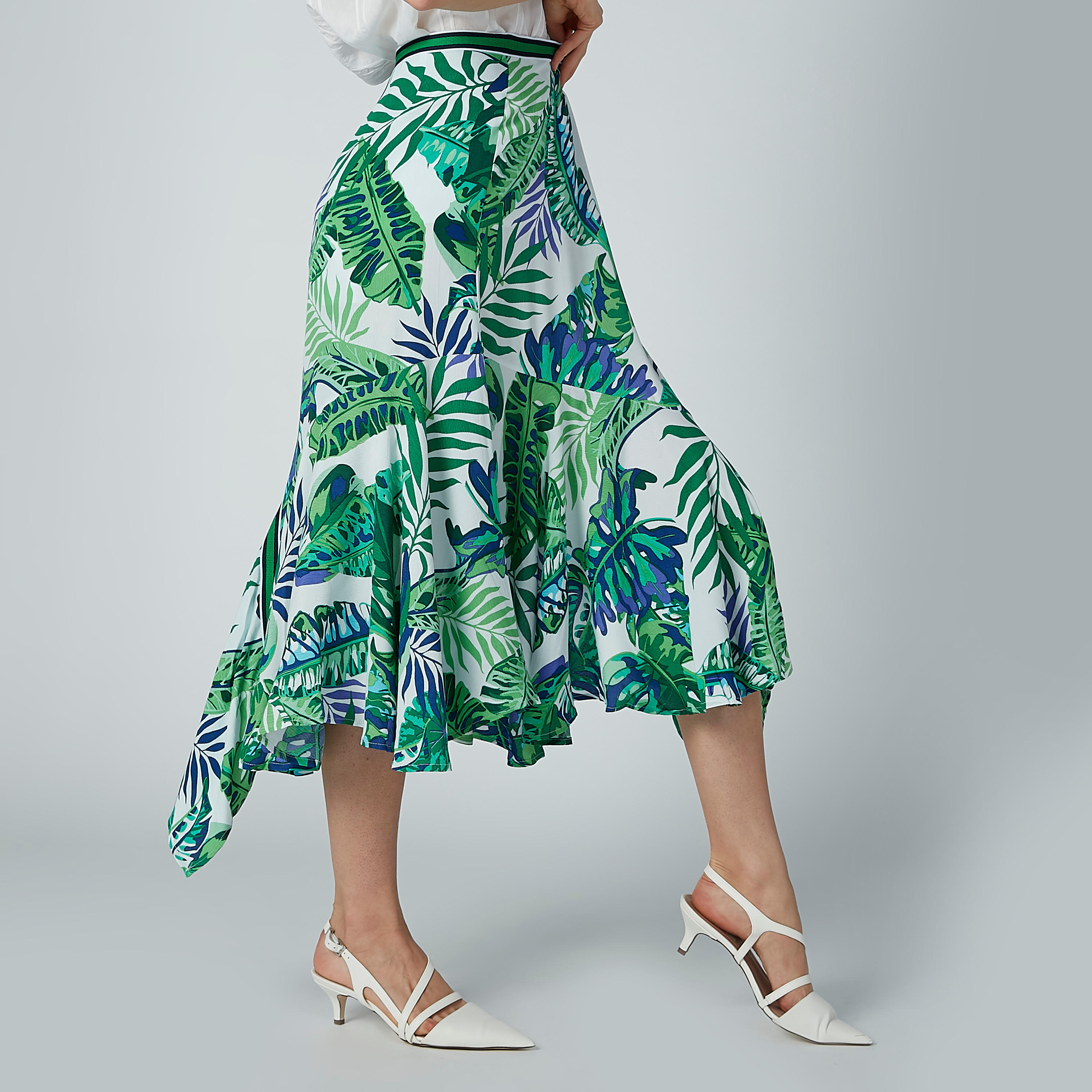 تنورة متوسطة الطول بحوّاف غير مستوية وطبعات زهرية من آيكونيك-women-clothing-bottoms-skirts-image-3