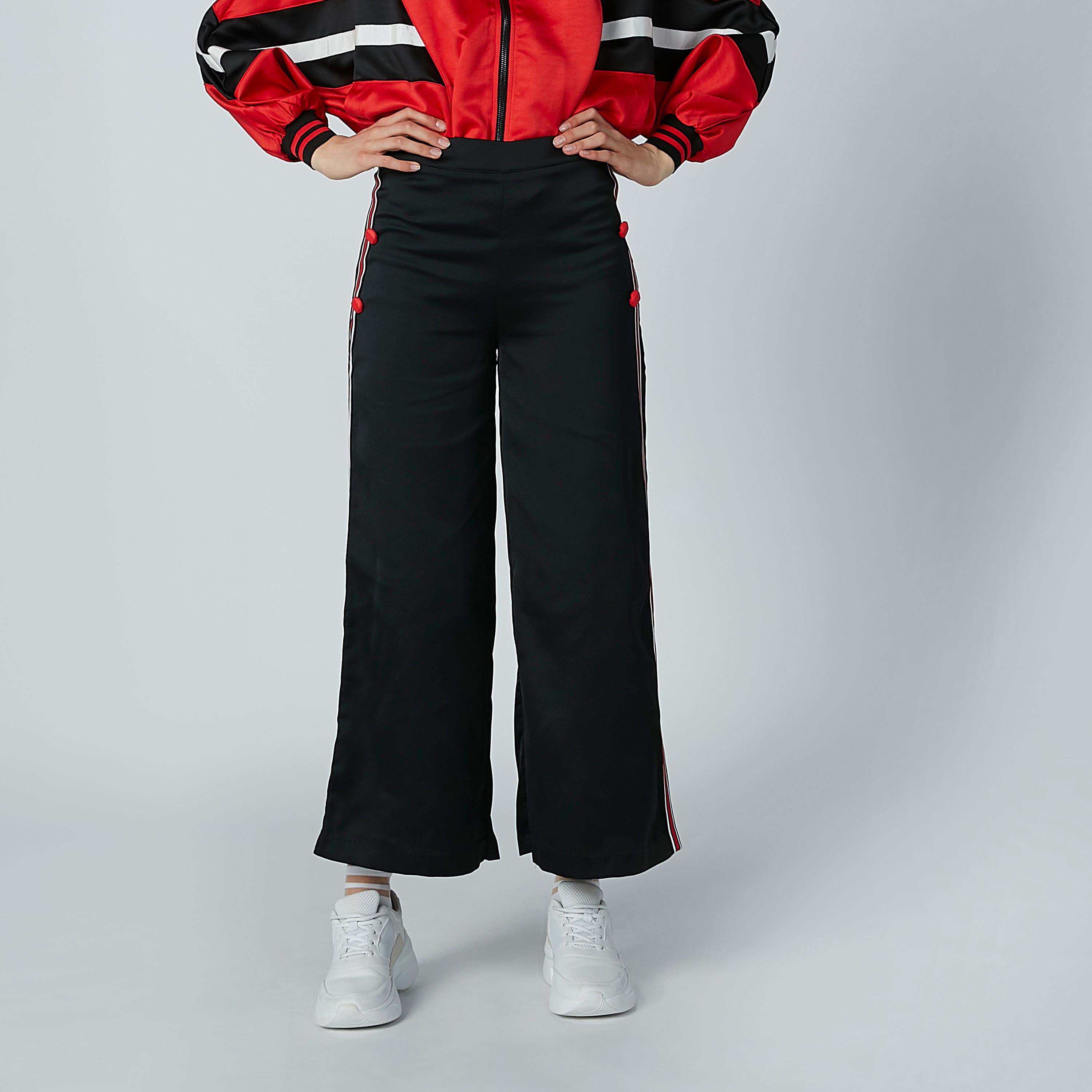 بنطال بالازو بقصّة واسعة وأزرار وشريطة من آيكونيك-women-clothing-bottoms-trousers-image-2