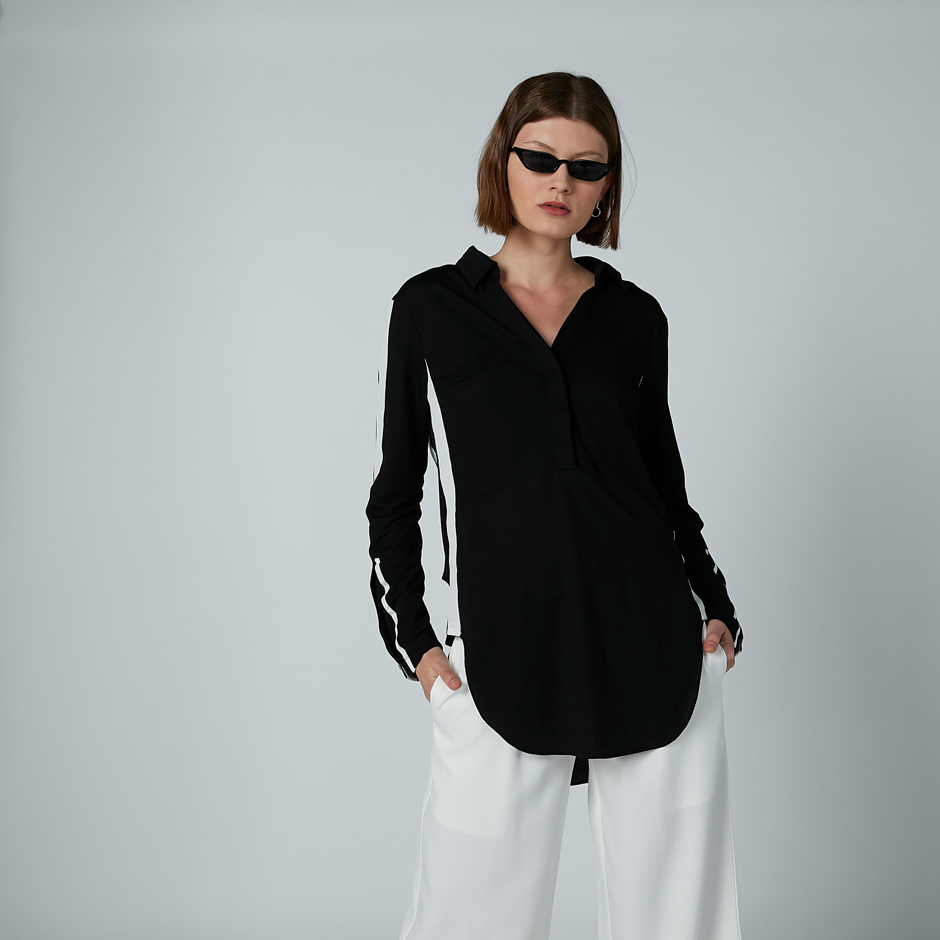 بلوزة بياقة عاديّة وأكمام طويلة وحوّاف مستديرة وشريطة من آيكونيك-women-clothing-shirtsandblouses-blouses-image-4