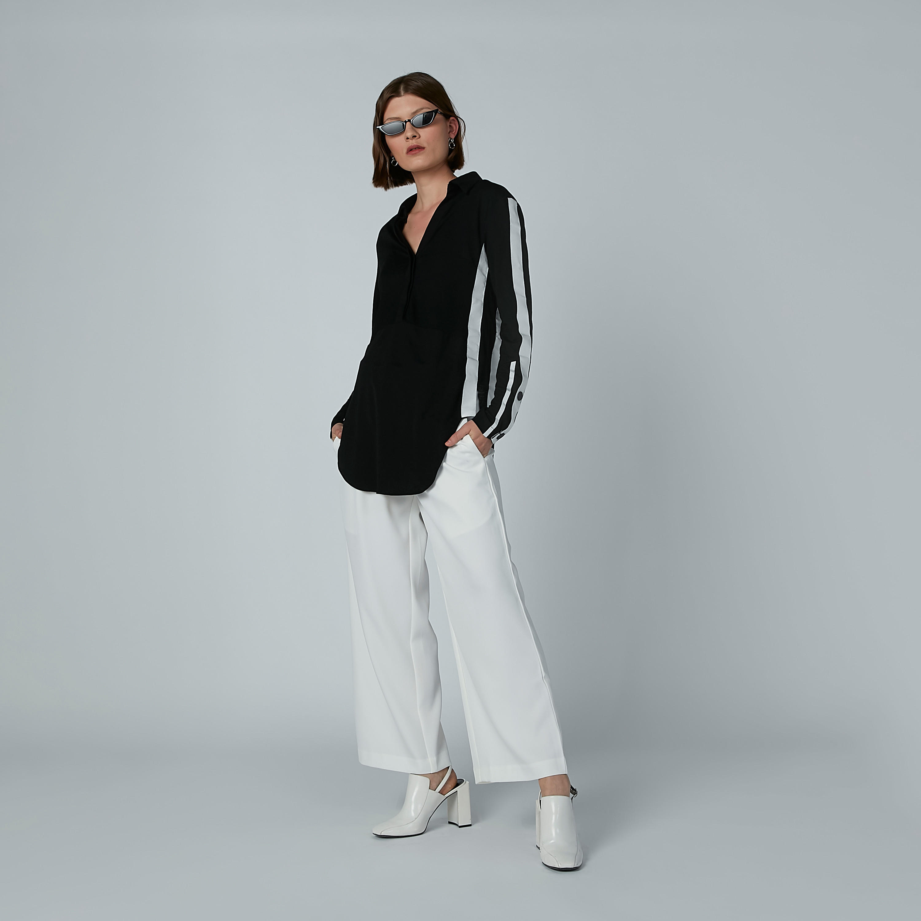 بلوزة بياقة عاديّة وأكمام طويلة وحوّاف مستديرة وشريطة من آيكونيك-women-clothing-shirtsandblouses-blouses-image-5