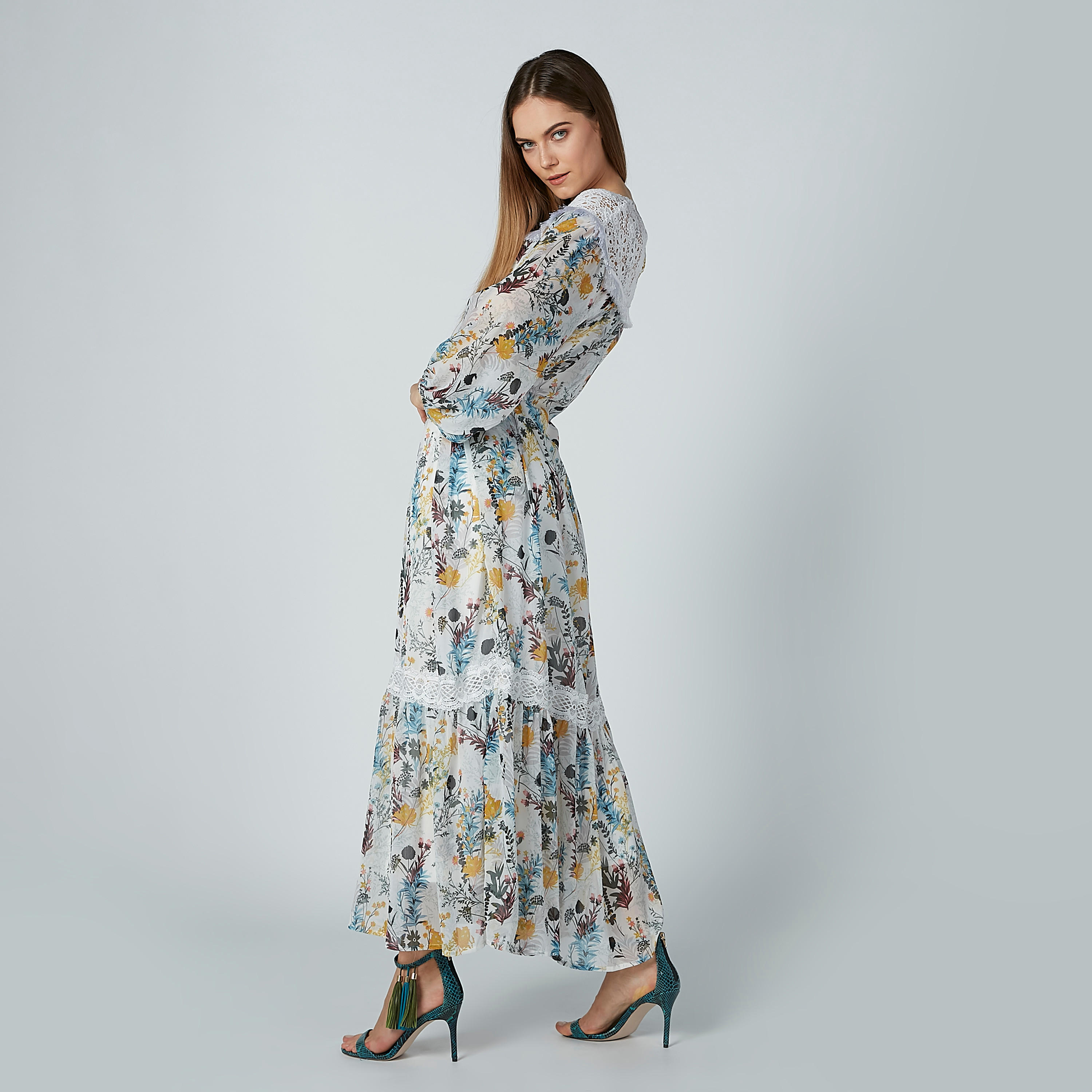 فستان إيه لاين طويل بأكمام طويلة منتفخة وطبعات زهرية من آيكونيك-women-clothing-dresses-image-4