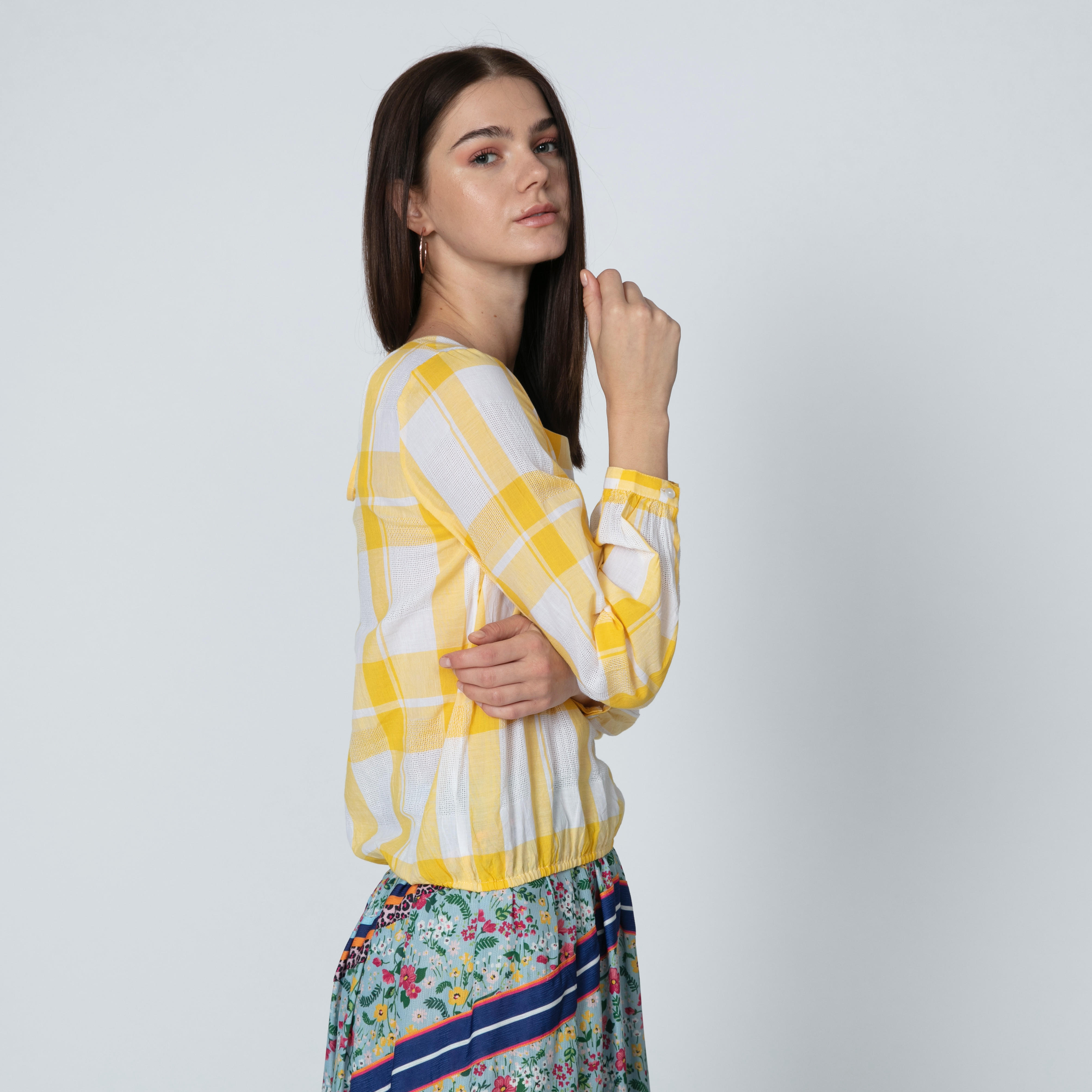 بلوزة كاروهات بأكمام طويلة وأربطة من آيكونيك-women-clothing-shirtsandblouses-blouses-image-4