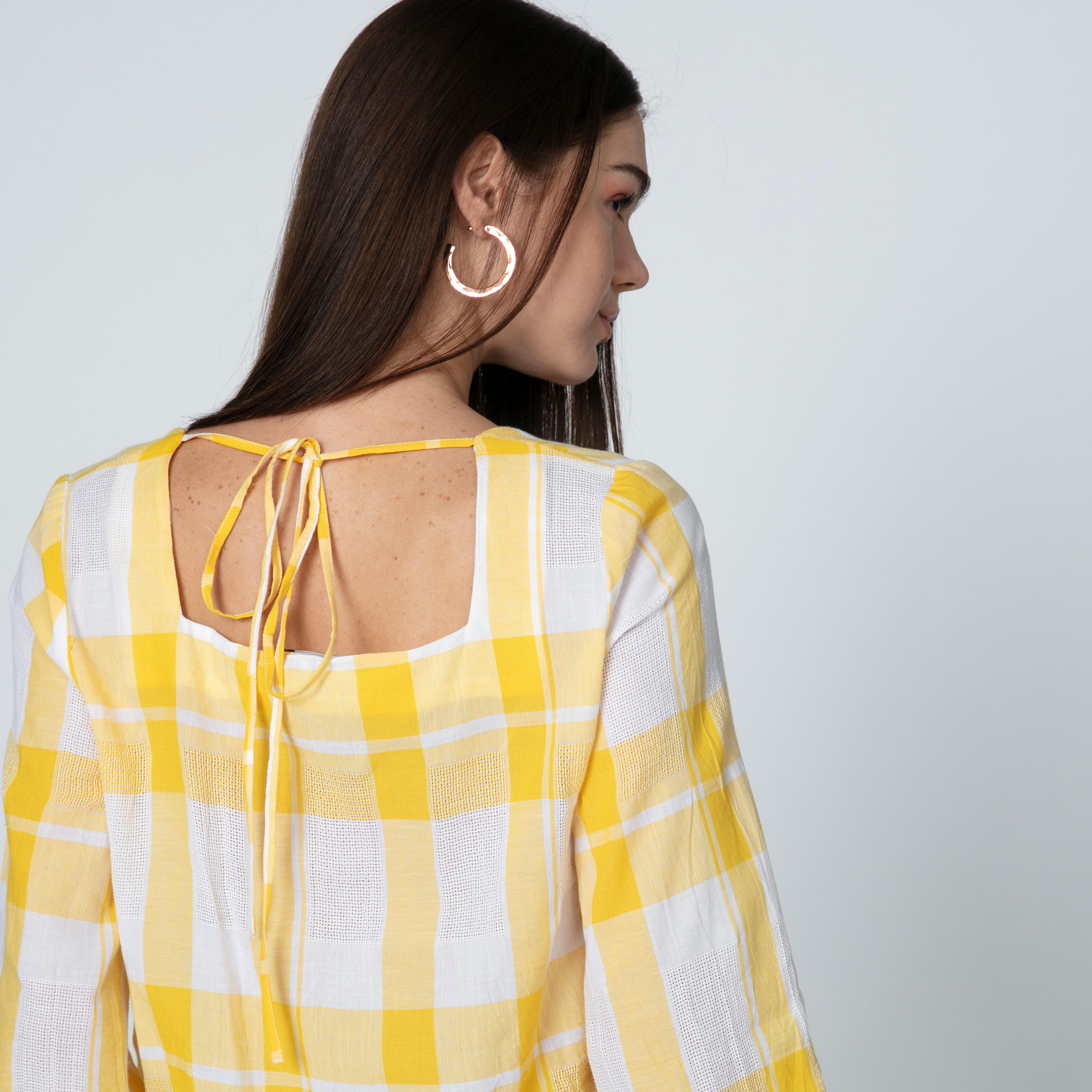 بلوزة كاروهات بأكمام طويلة وأربطة من آيكونيك-women-clothing-shirtsandblouses-blouses-image-5