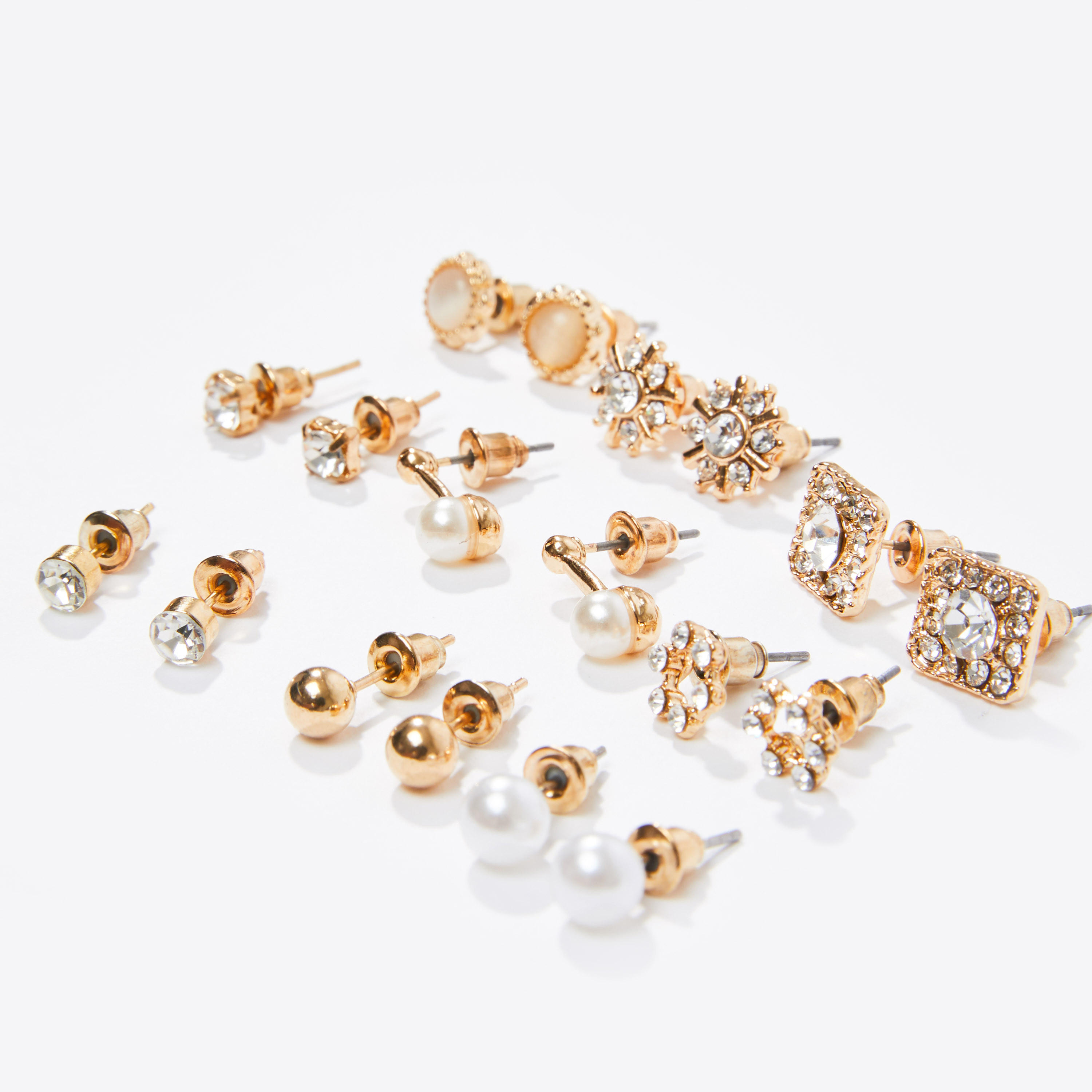 حلقان متنوعة بمكبس إغلاق من آيكونيك - طقم من 9 أزواج-women-watchesandjewellery-jewellery-earrings-image-3
