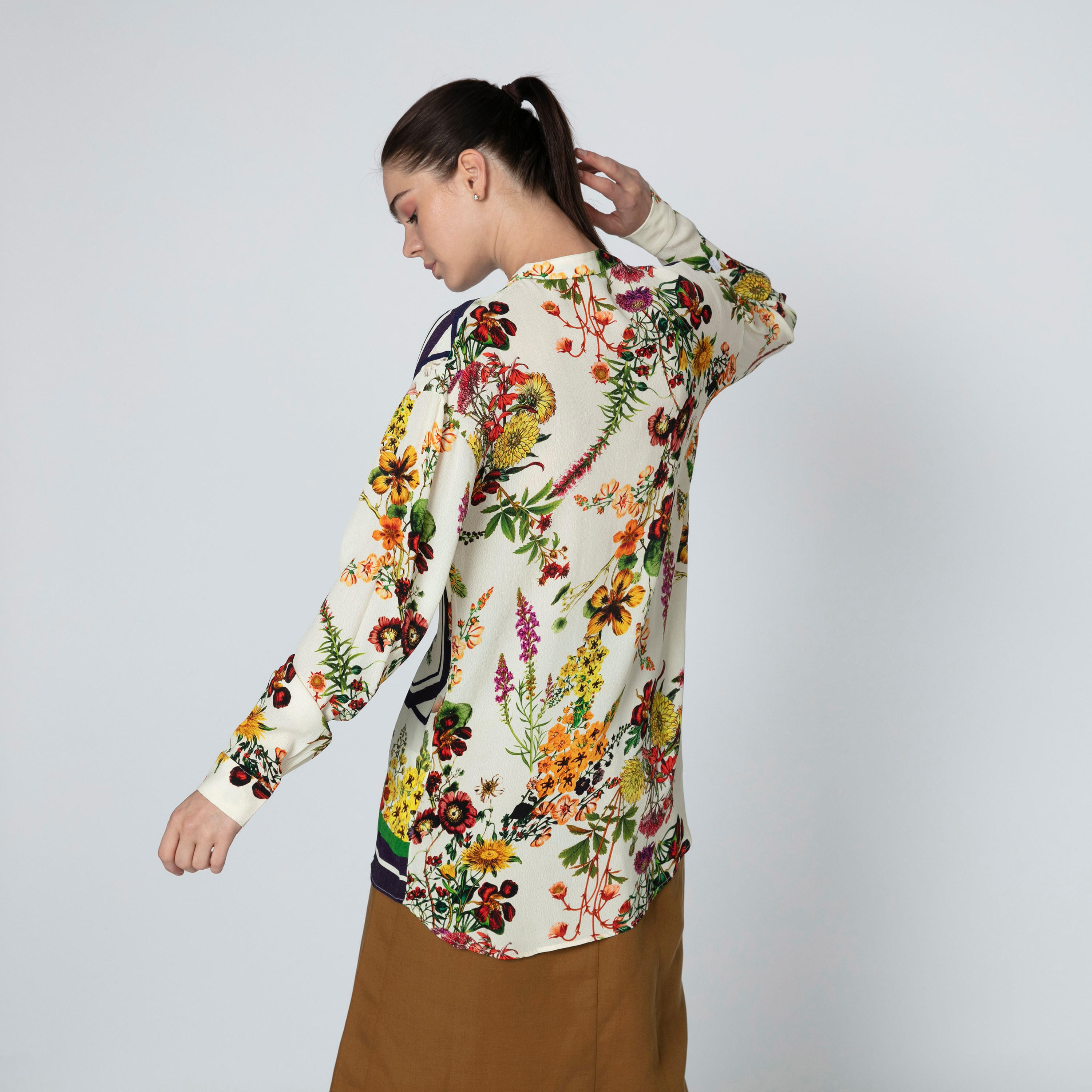 Iconic Floral Printed Top with Mandarin Collar and Long Sleeves-women-clothing-shirtsandblouses-blouses-image-4