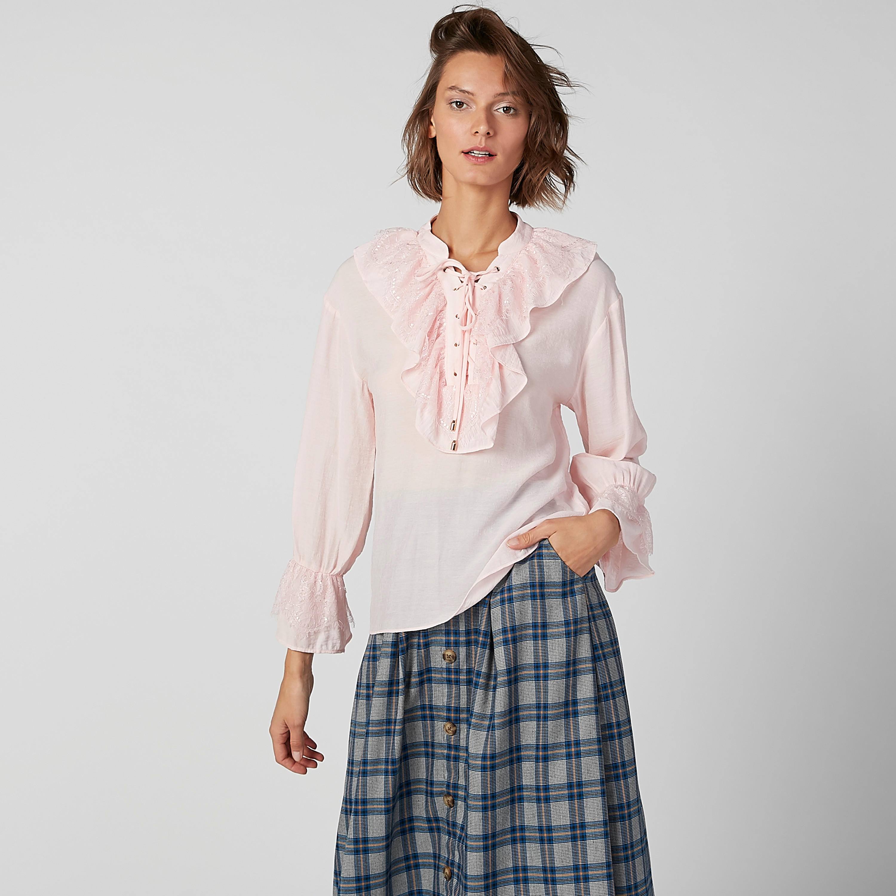 بلوزة بارزة الملمس بأكمام طويلة وأربطة من آيكونيك-women-clothing-shirtsandblouses-blouses-image-5