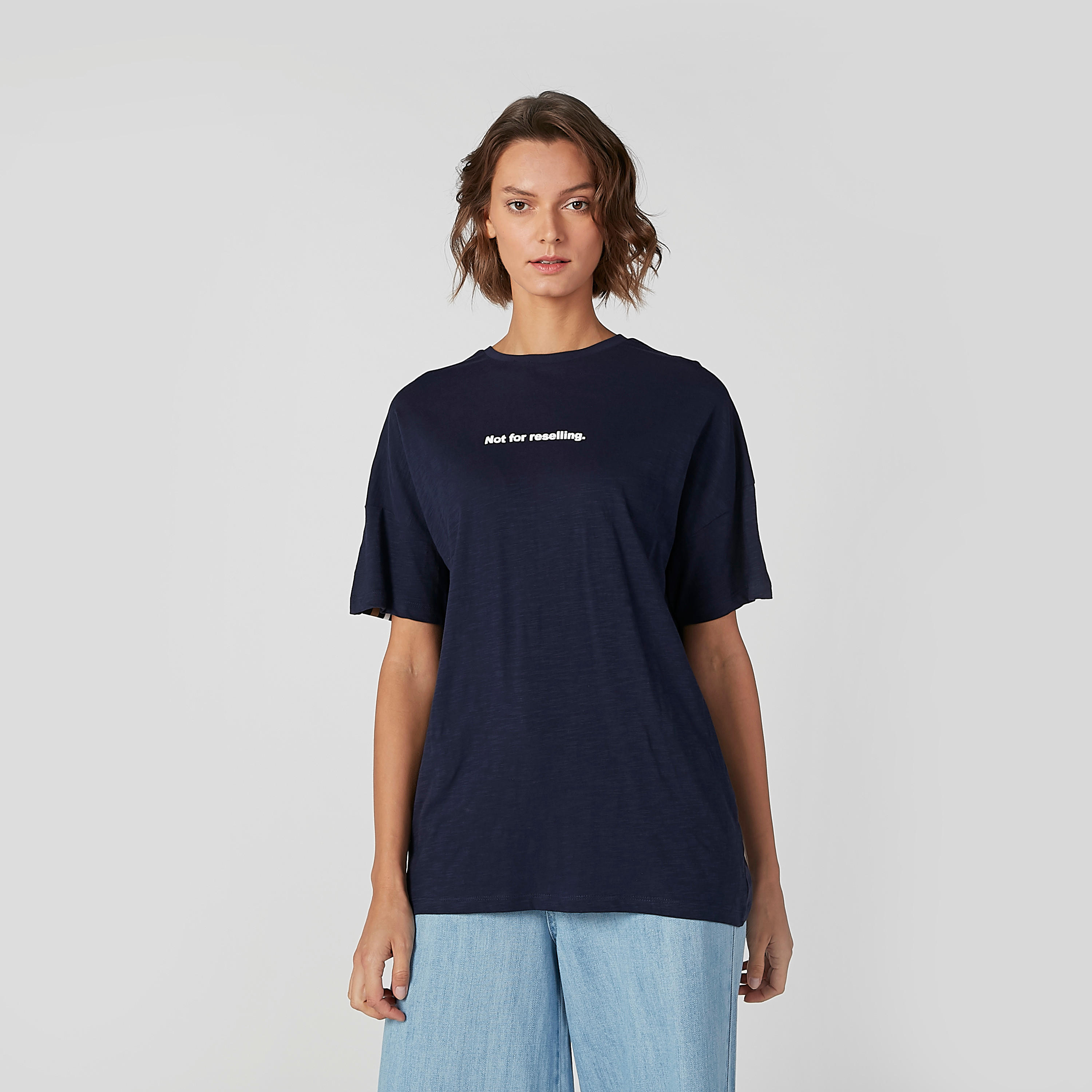 تيشيرت بياقة مستديرة وطبعات من آيكونيك-women-clothing-tshirts-image-3
