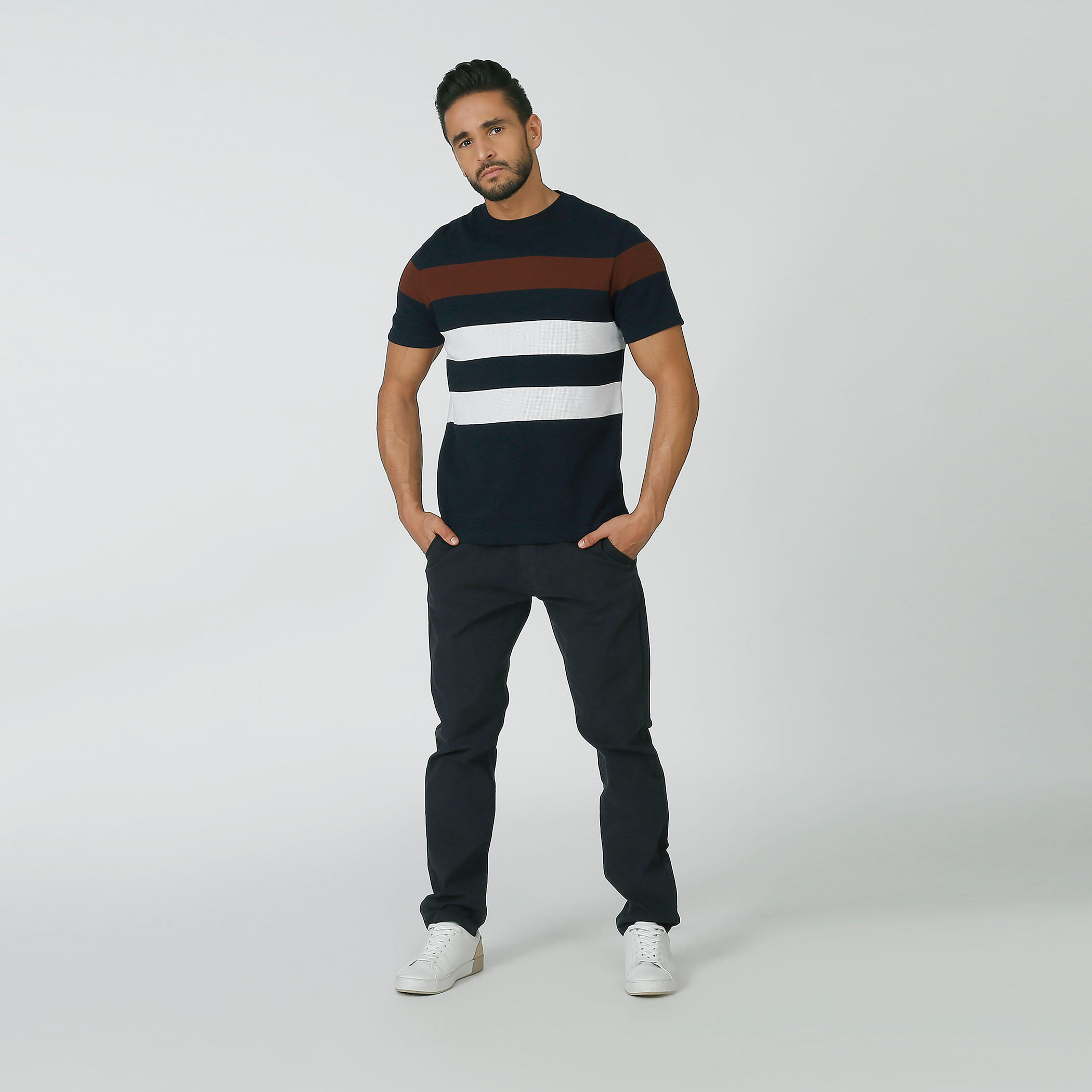 تيشيرت سليم مخطط بياقة ضيّقة وأكمام قصيرة من آيكونيك-men-clothing-tshirtsandpolos-tshirts-image-5