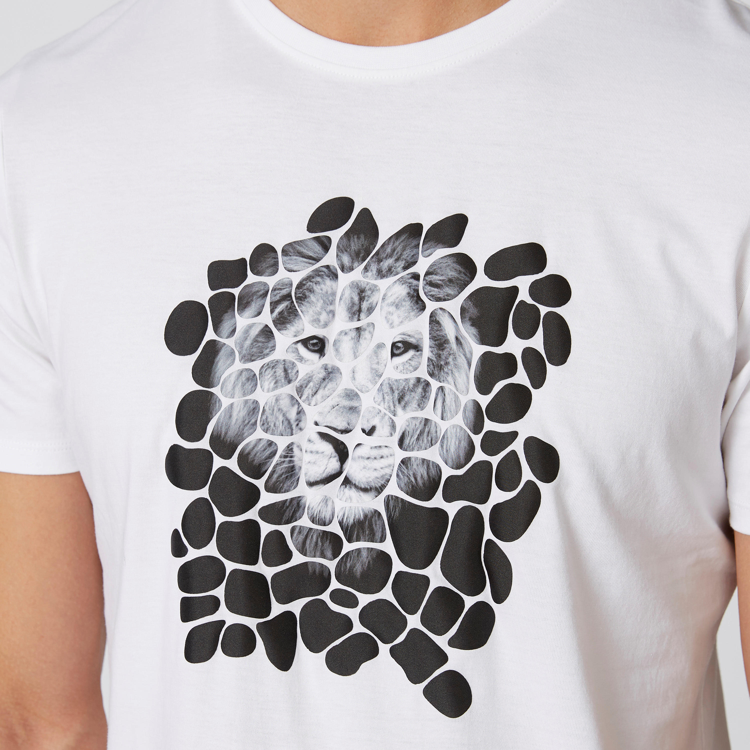 تيشيرت بقصّة سليم وياقة مستديرة وأكمام قصيرة وطبعات من آيكونيك-men-clothing-tshirtsandpolos-tshirts-image-3
