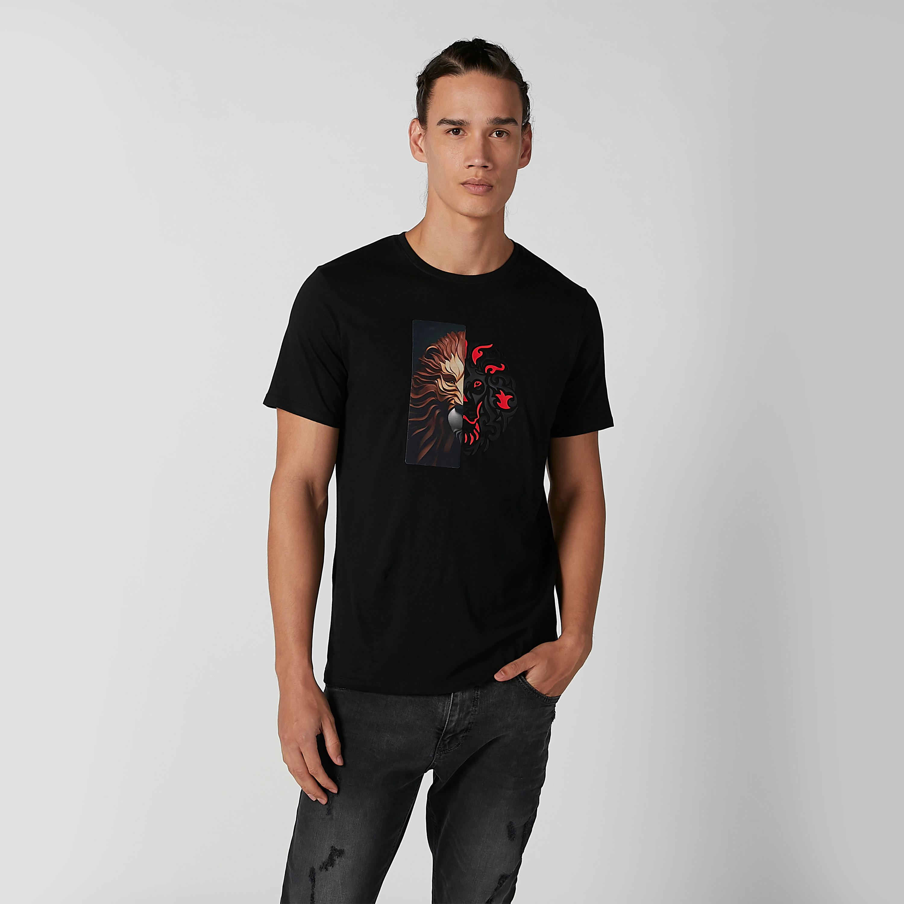 تيشيرت سليم بياقة مستديرة وأكمام قصيرة وطبعات من آيكونيك-men-clothing-tshirtsandpolos-tshirts-image-1