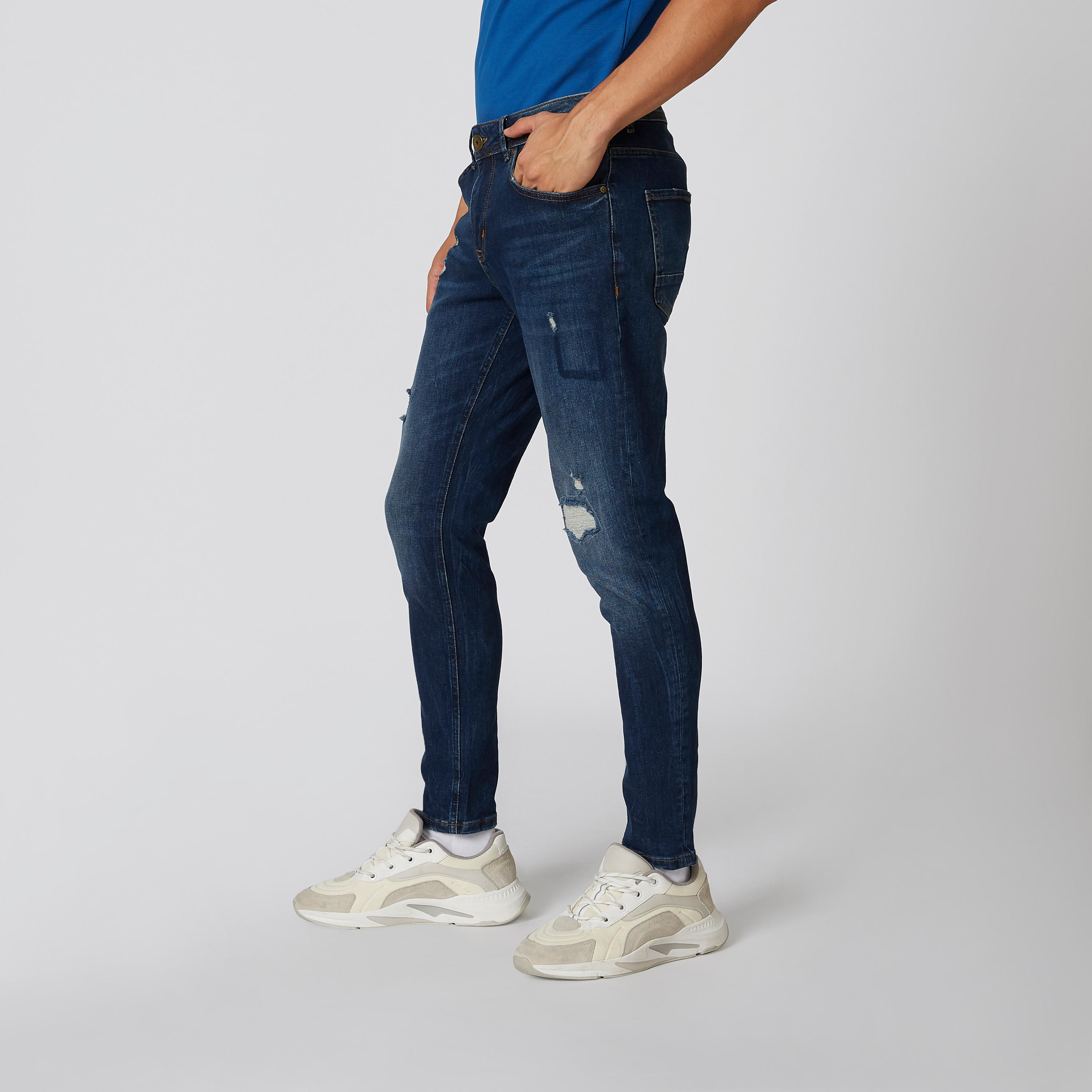 بنطلون جينز ممزّق بقصّة سليم وخصر متوسط الارتفاع وجيوب من آيكونيك-men-clothing-bottoms-jeans-image-3