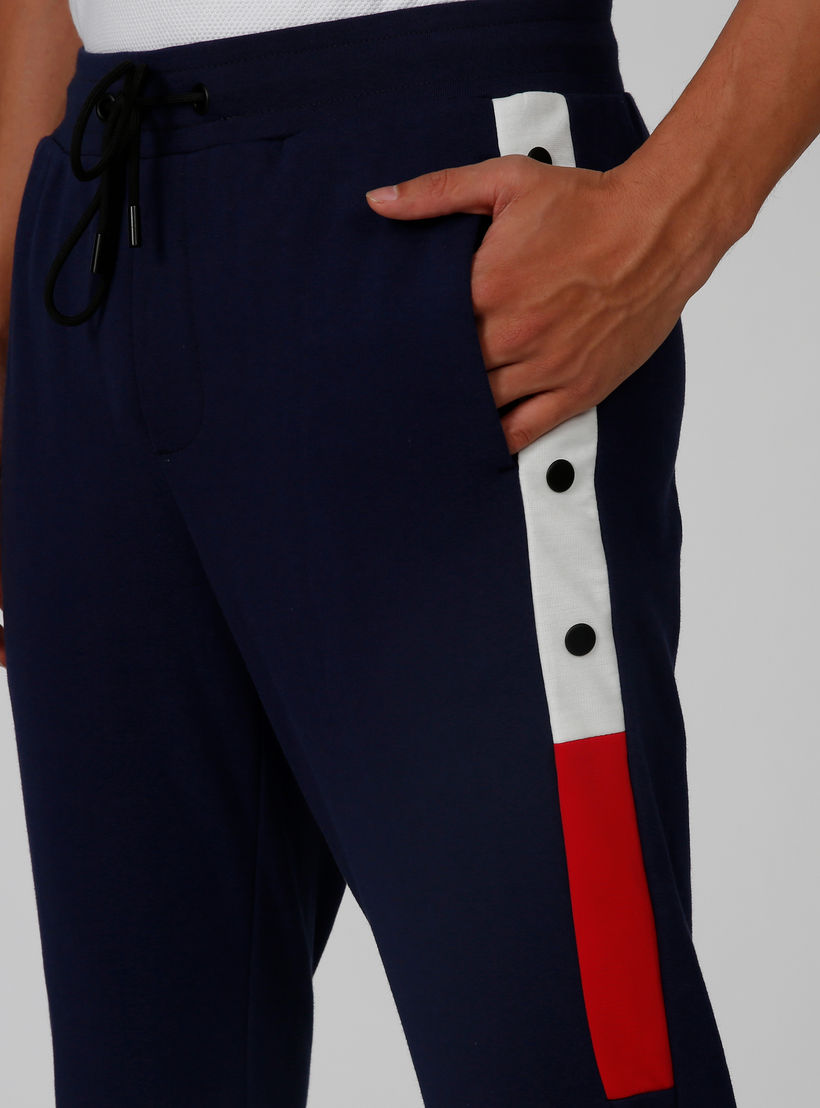 بنطلون رياضي سليم بخصر متوسط الارتفاع وجيوب من آيكونيك-men-clothing-bottoms-joggers-image-5