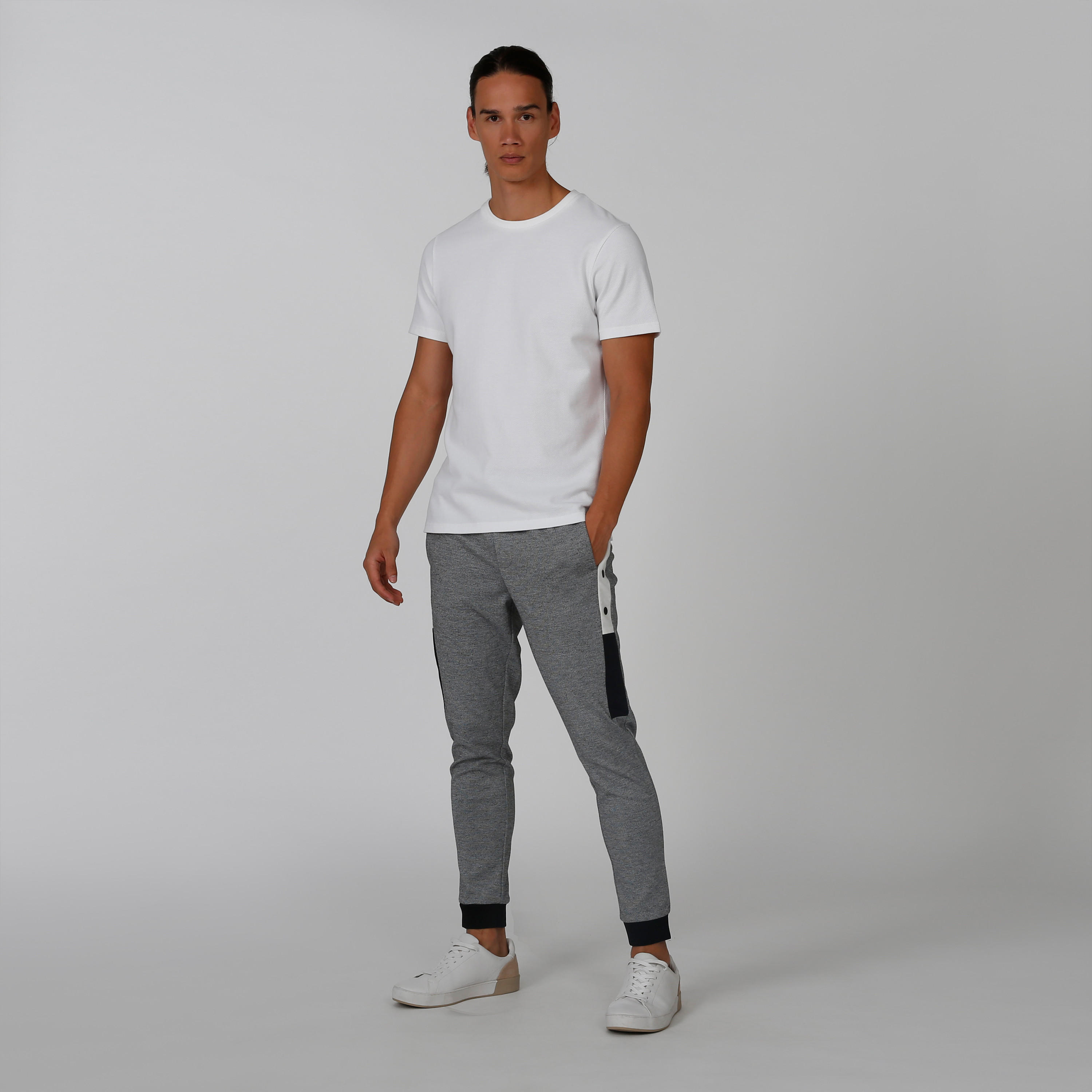 بنطلون رياضي سليم بخصر متوسط الارتفاع وجيوب من آيكونيك-men-clothing-bottoms-joggers-image-6