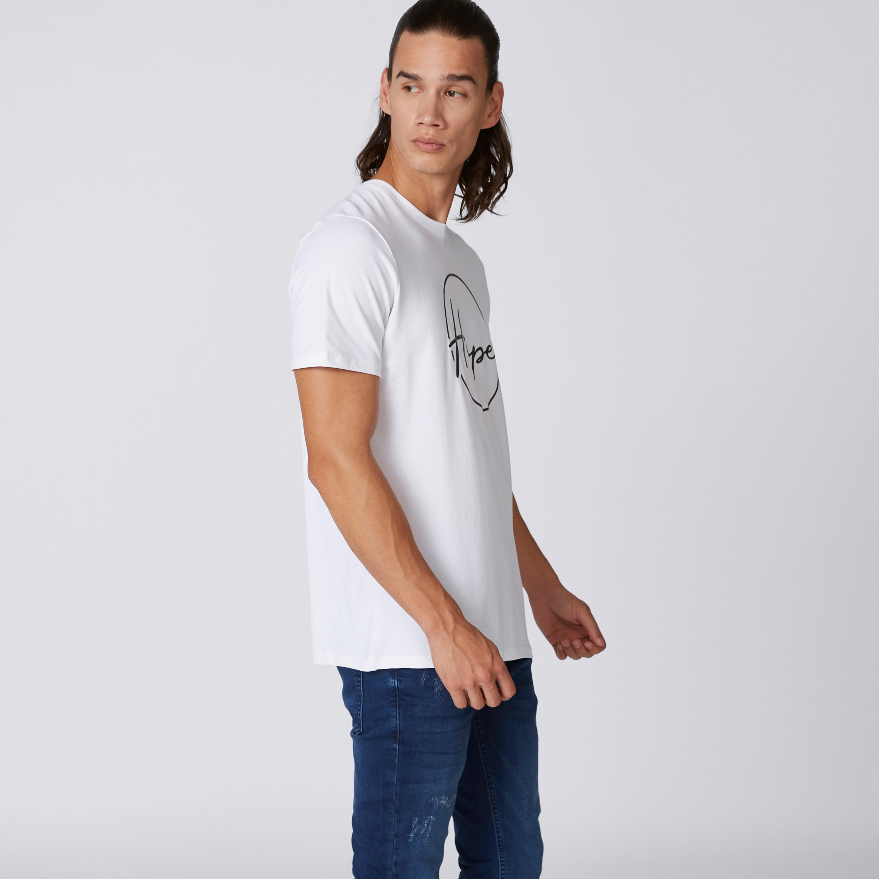 تيشيرت بقصّة سليم وياقة مستديرة وأكمام قصيرة وطبعات من آيكونيك-men-clothing-tshirtsandpolos-tshirts-image-4