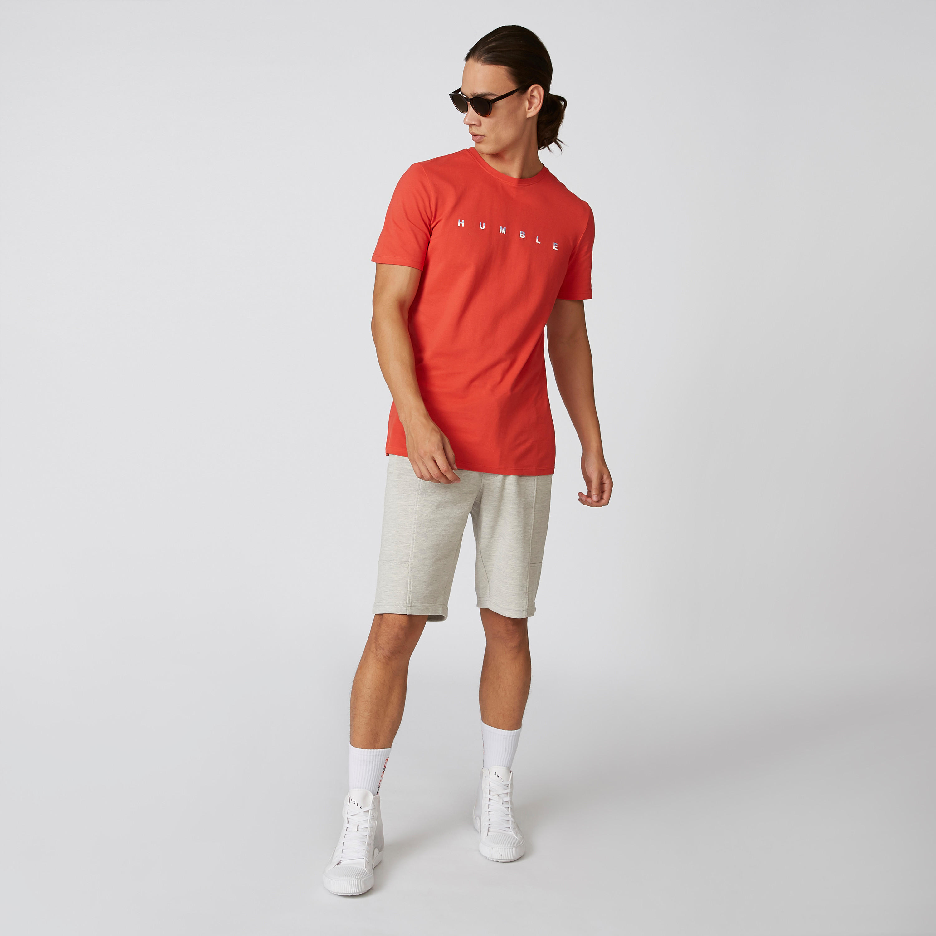 تيشيرت سليم بياقة مستديرة وأكمام قصيرة وطبعات من آيكونيك-men-clothing-tshirtsandpolos-tshirts-image-4