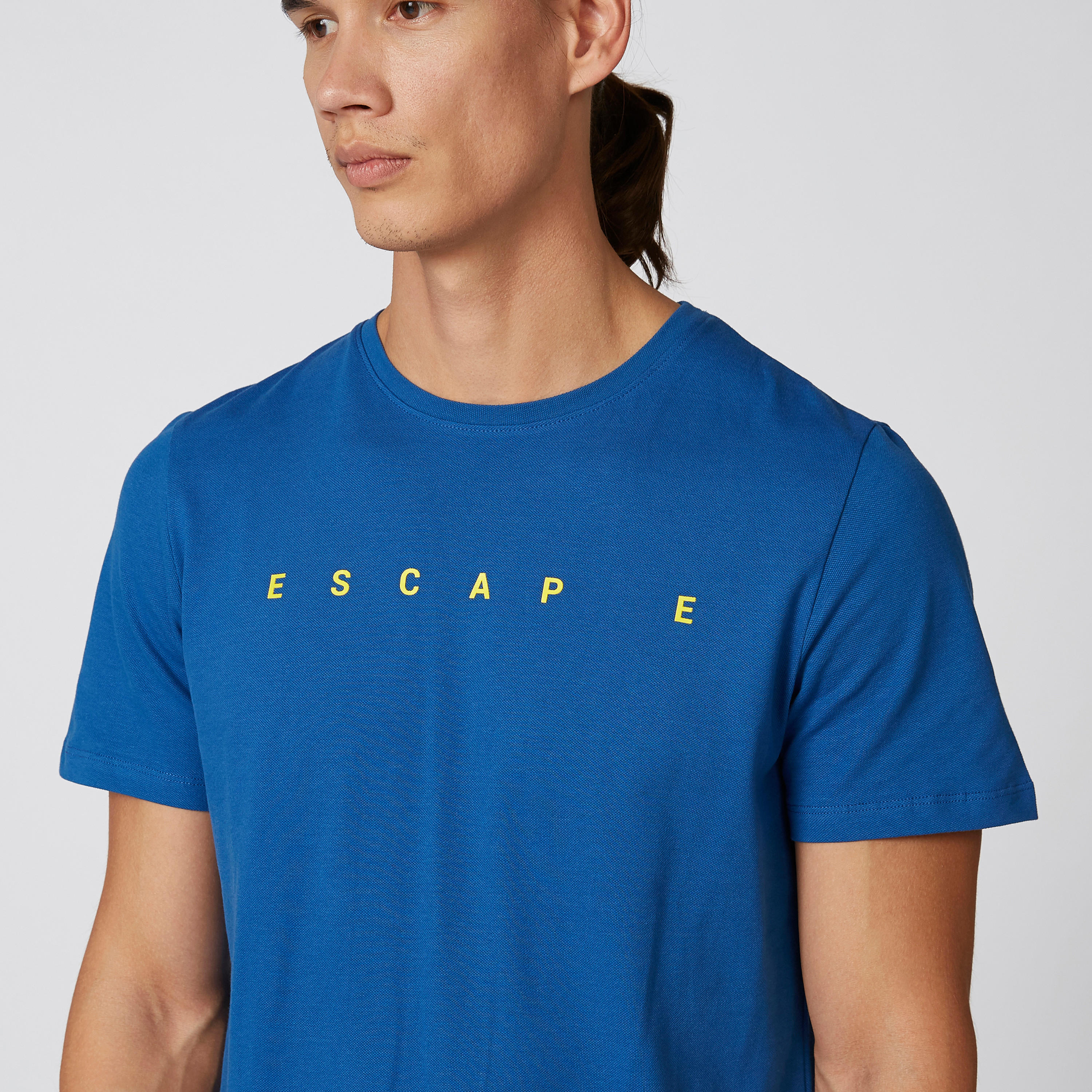 تيشيرت بقصّة سليم وياقة مستديرة وأكمام قصيرة وطبعات من آيكونيك-men-clothing-tshirtsandpolos-tshirts-image-3