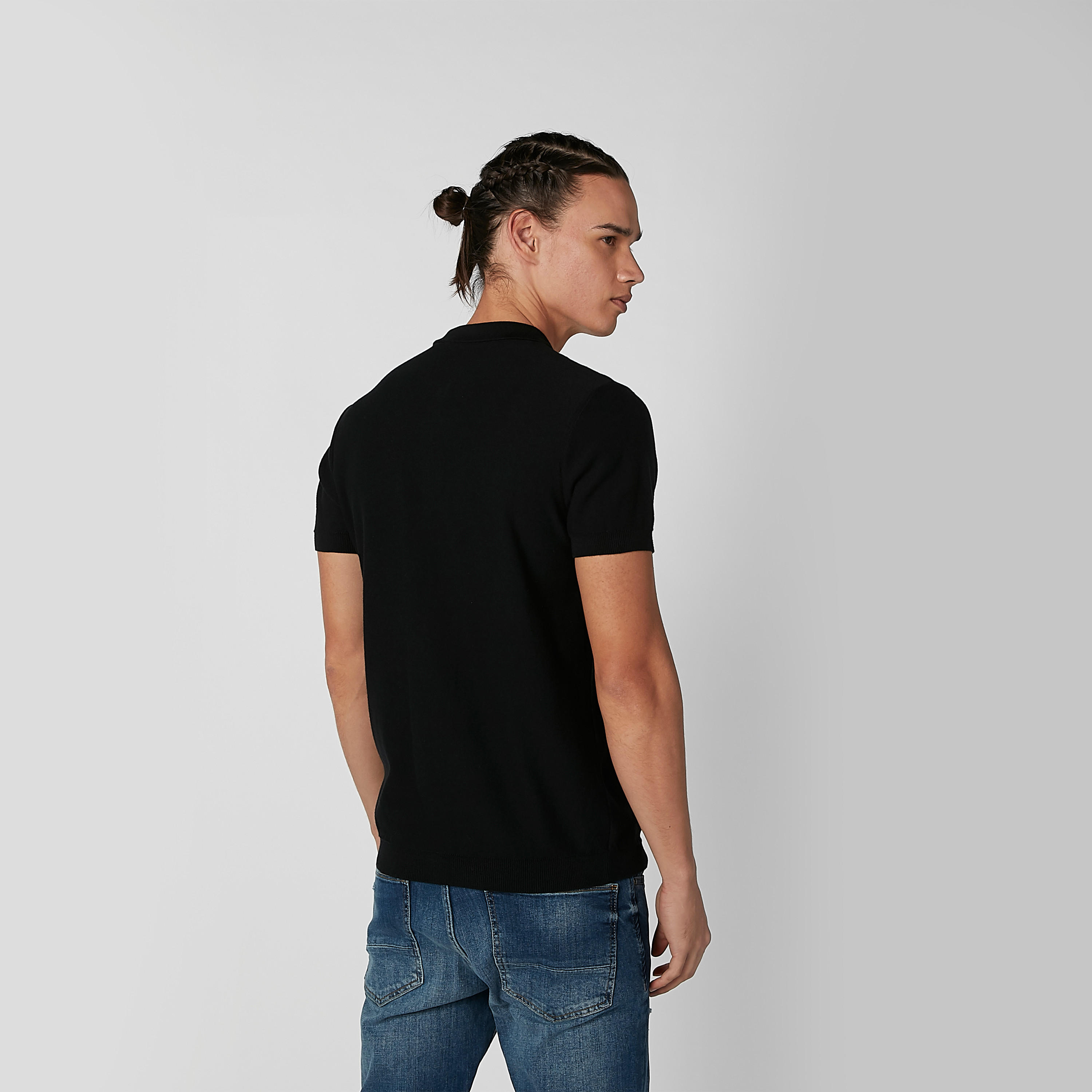 Iconic Plain T-shirt with Short Sleeves and Zip Detail-men-clothing-tshirtsandpolos-tshirts-image-4