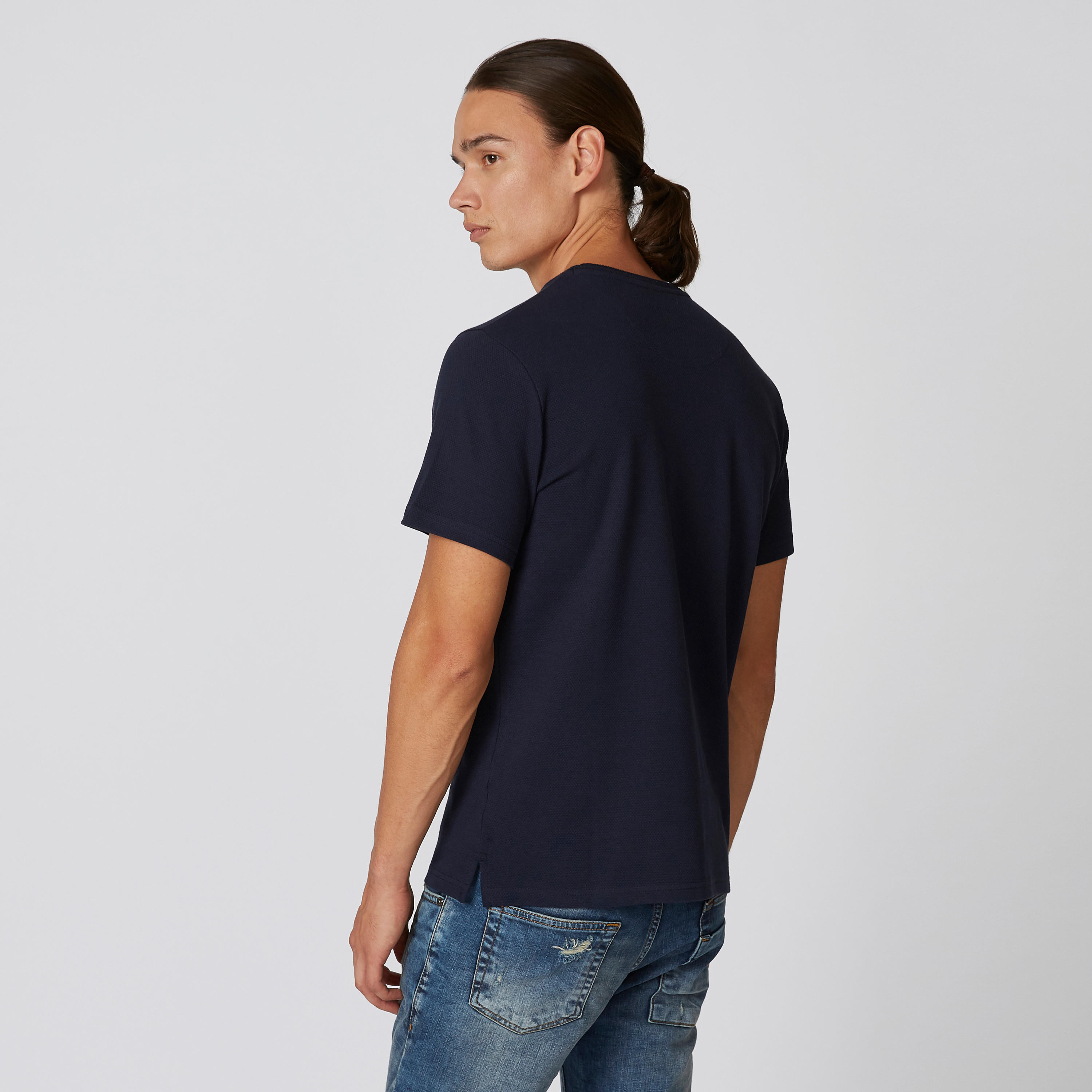 تيشيرت سادة بقصّة سليم وياقة مستديرة وأكمام قصيرة من آيكونيك-men-clothing-tshirtsandpolos-tshirts-image-14