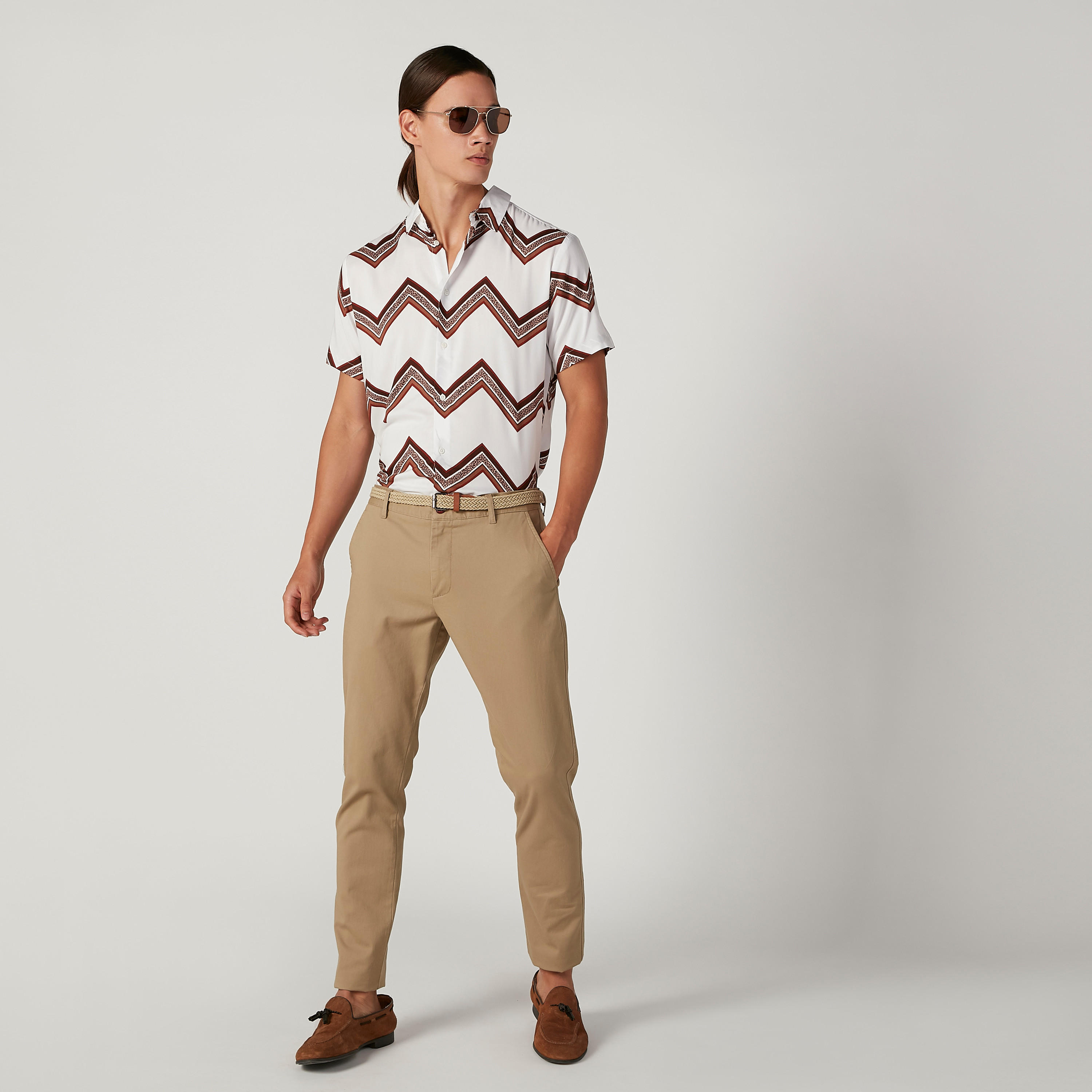 قميص سليم بياقة عادية وأكمام قصيرة وطبعات من آيكونيك-men-clothing-shirts-image-2