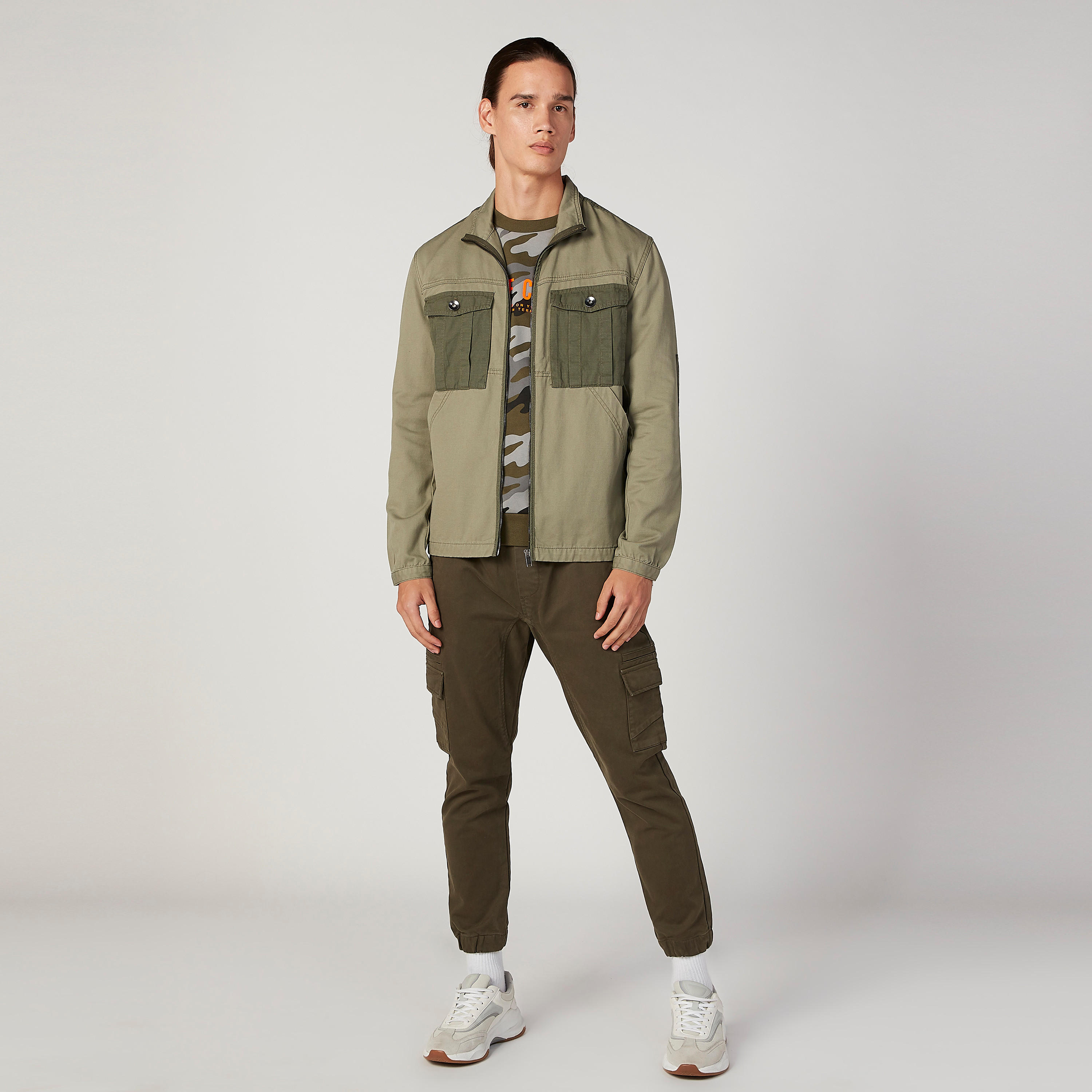 بنطلون رياضي بقصّة سليم وخصر متوسط الارتفاع وجيوب من آيكونيك-men-clothing-bottoms-joggers-image-2