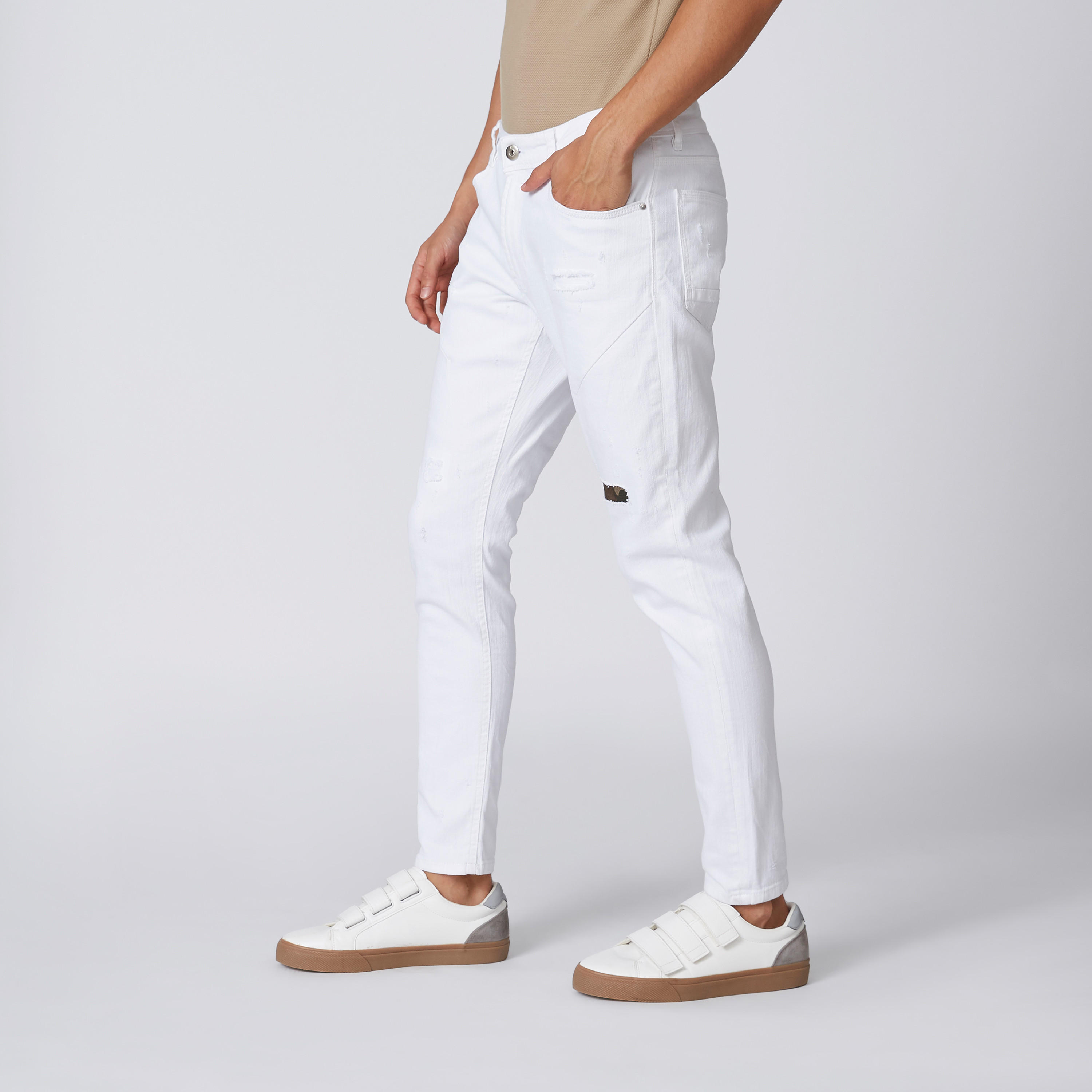 Iconic Slim Fit Full Length Mid Waist Jeans with Pocket Detail-men-clothing-bottoms-jeans-image-1
