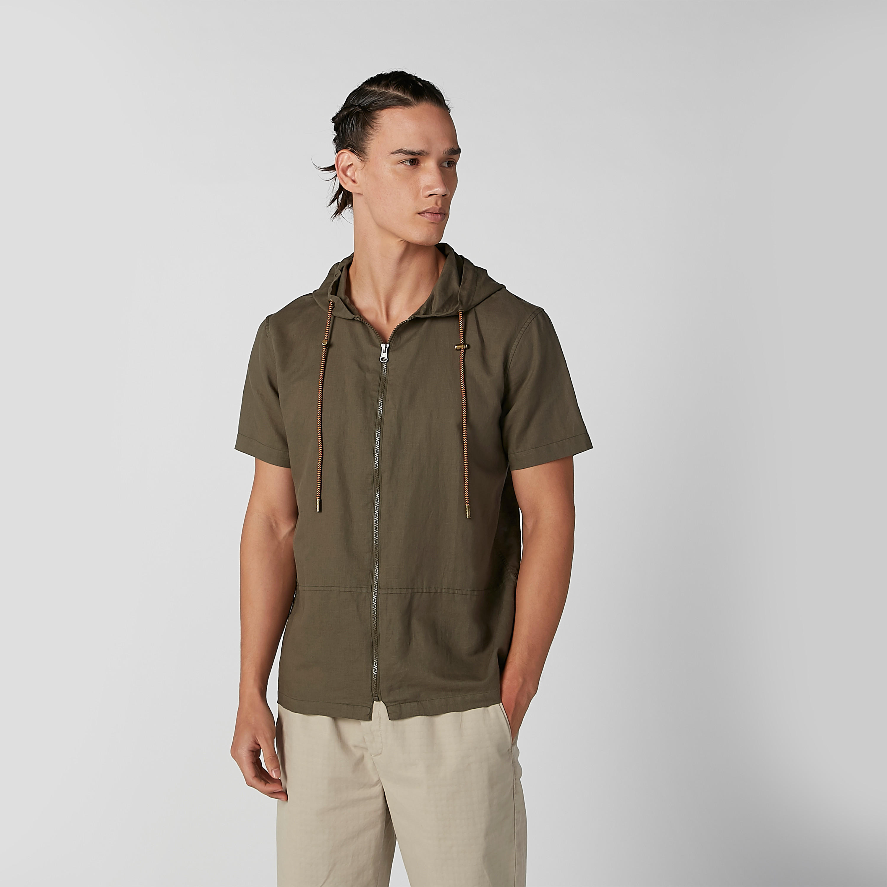 قميص سادة بقبّعة وسحّاب إغلاق من آيكونيك-men-clothing-shirts-image-3