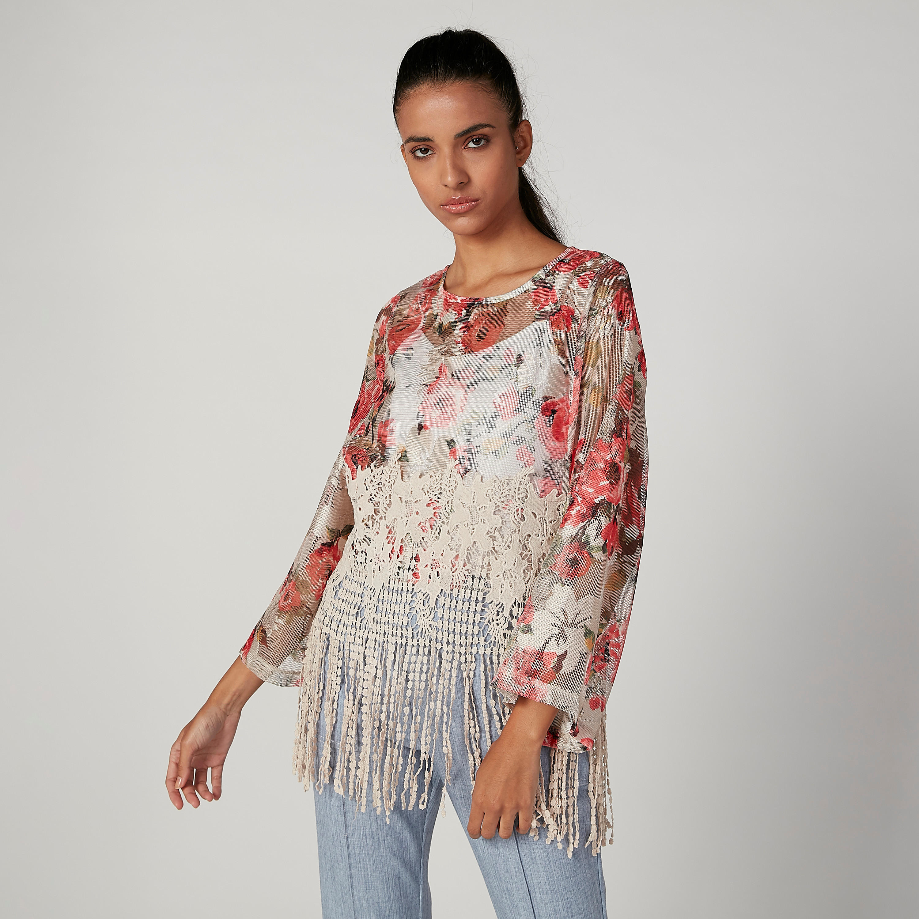 بلوزة بياقة مستديرة وأكمام طويلة وطبعات زهرية من آيكونيك-women-clothing-shirtsandblouses-blouses-image-1