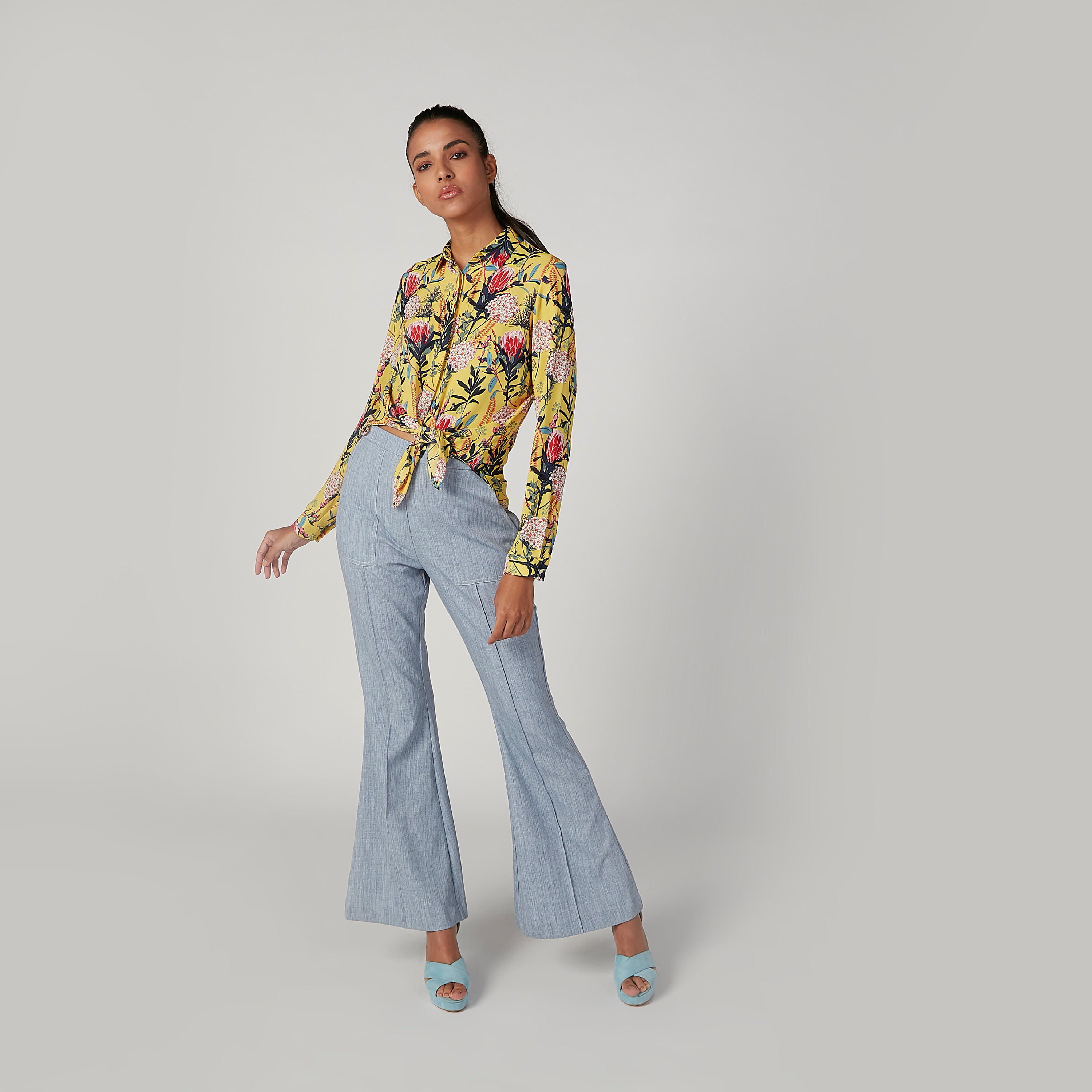 بنطلون بوت كات بارز الملمس بخصر متوسط الارتفاع وجيوب من آيكونيك-women-clothing-bottoms-trousers-image-2
