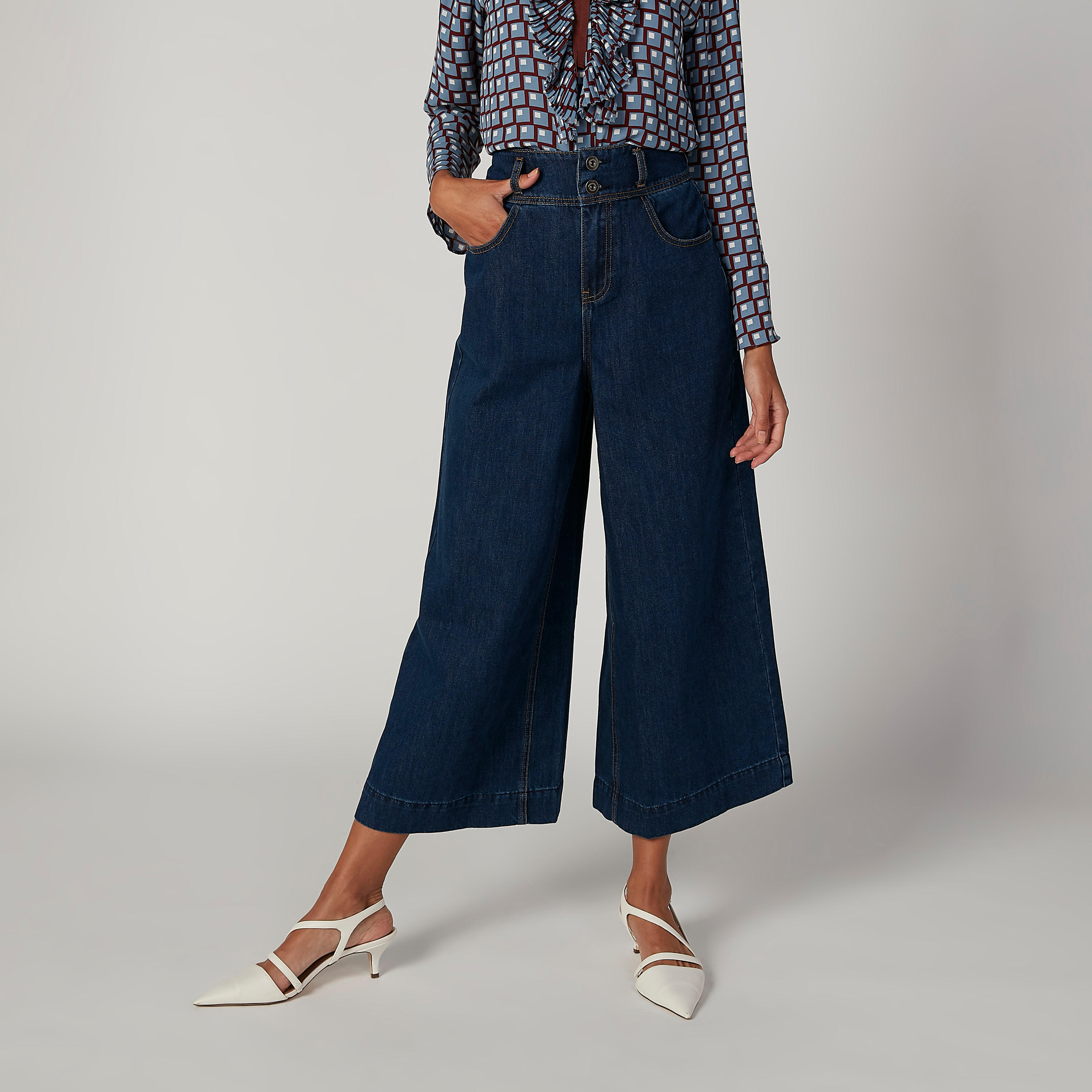 بنطلون جينز سادة بقصّة واسعة وخصر متوسط الارتفاع وجيوب من آيكونيك-women-clothing-bottoms-jeans-image-1