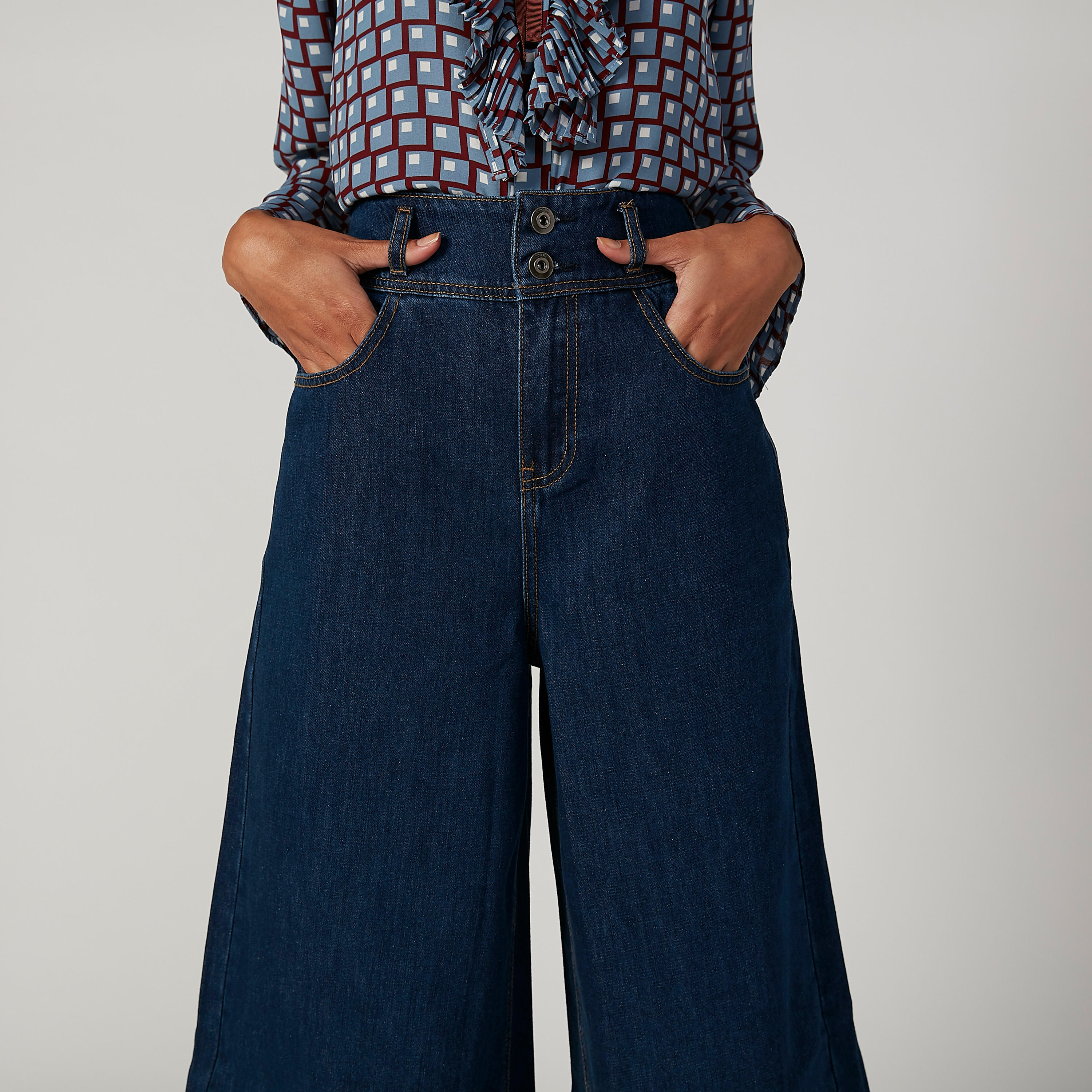 بنطلون جينز سادة بقصّة واسعة وخصر متوسط الارتفاع وجيوب من آيكونيك-women-clothing-bottoms-jeans-image-3