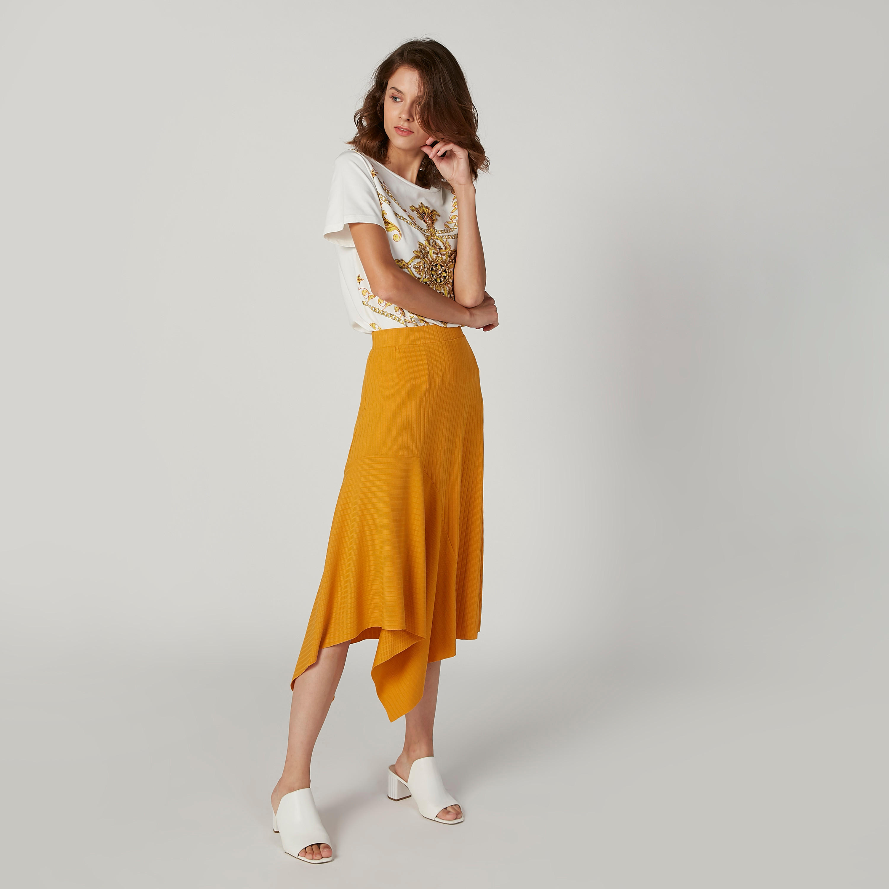تنورة ميدي بارزة الملمس بحوّاف غير مستوية من آيكونيك-women-clothing-bottoms-skirts-image-2