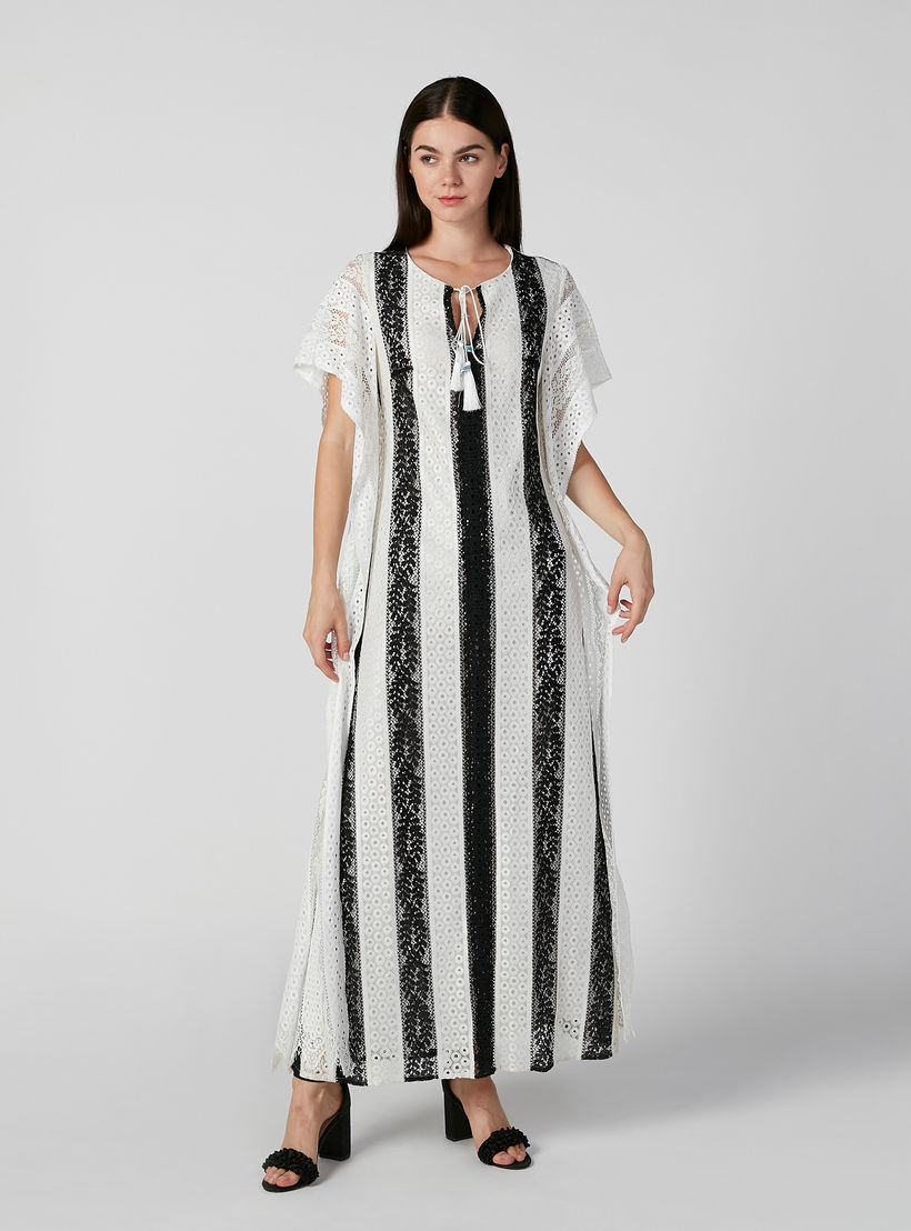 فستان دانتيل إيه لاين طويل بأكمام متصلة وأربطة من آيكونيك-women-clothing-dresses-image-1