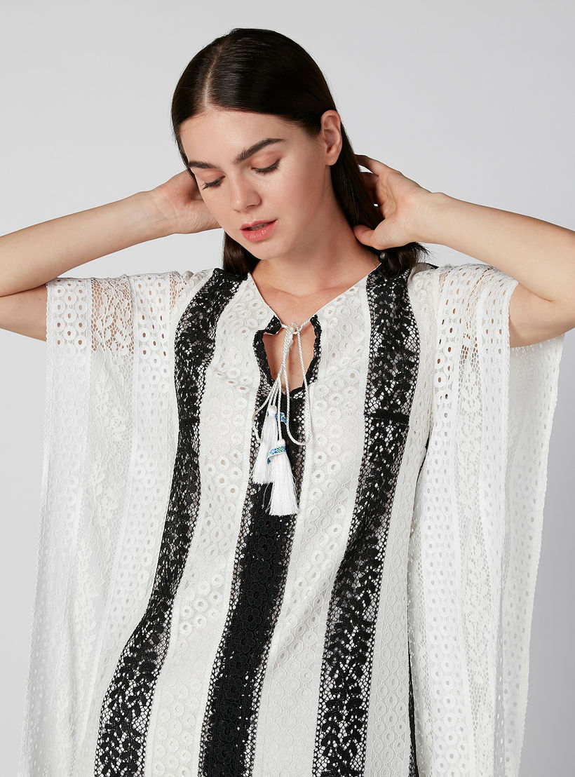 فستان دانتيل إيه لاين طويل بأكمام متصلة وأربطة من آيكونيك-women-clothing-dresses-image-3