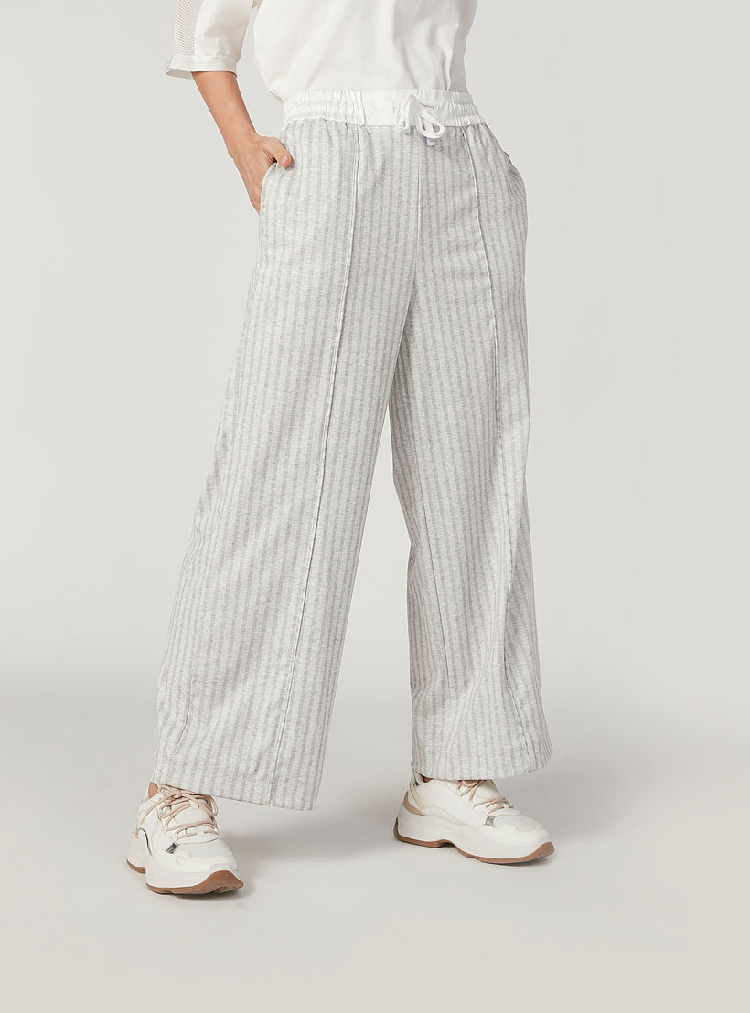 بنطلون مخطط بقصّة واسعة وخصر متوسط الارتفاع وجيوب من آيكونيك-women-clothing-bottoms-trousers-image-1