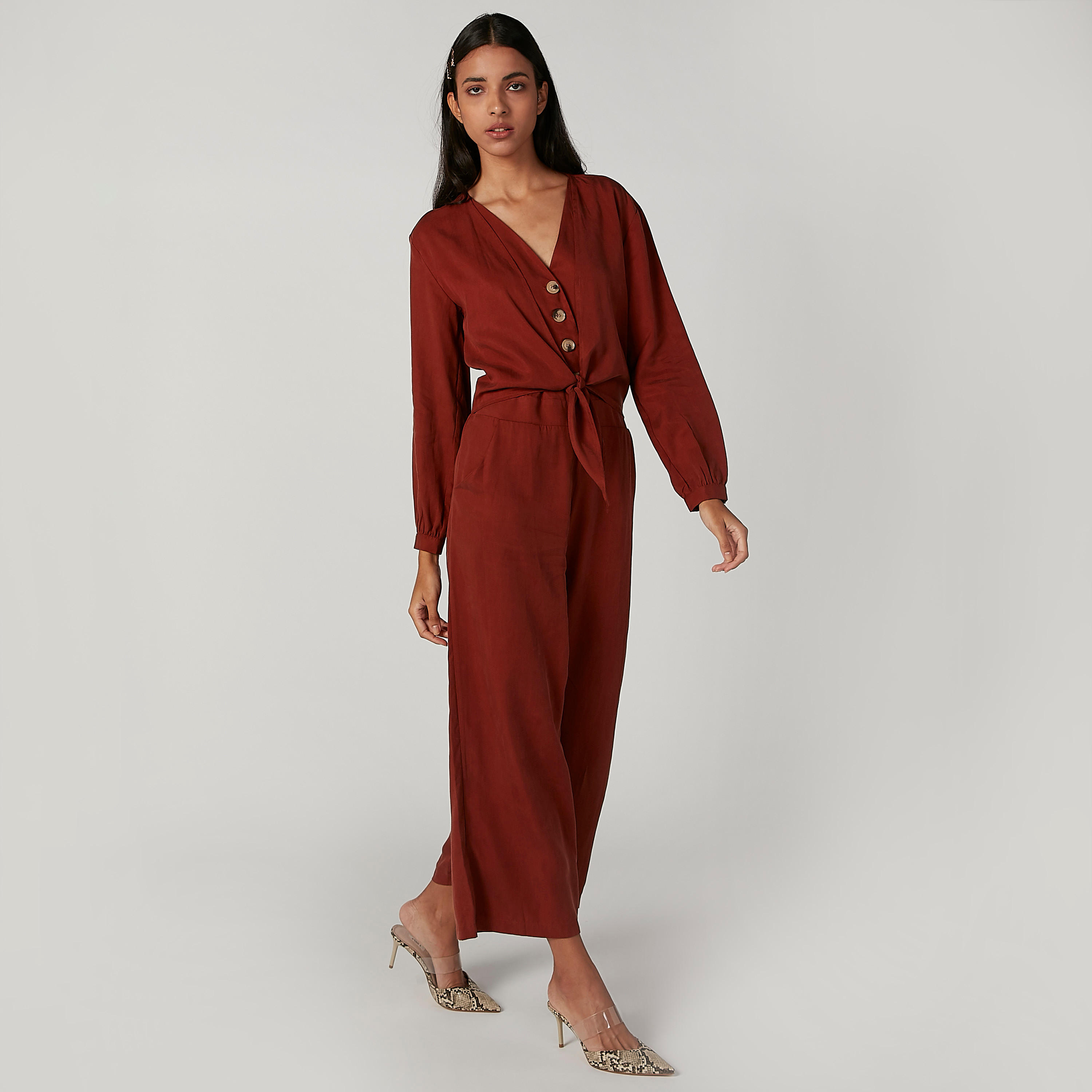جمبسوت سادة بأكمام طويلة وعقدة من آيكونيك-women-clothing-jumpsuits-image-1