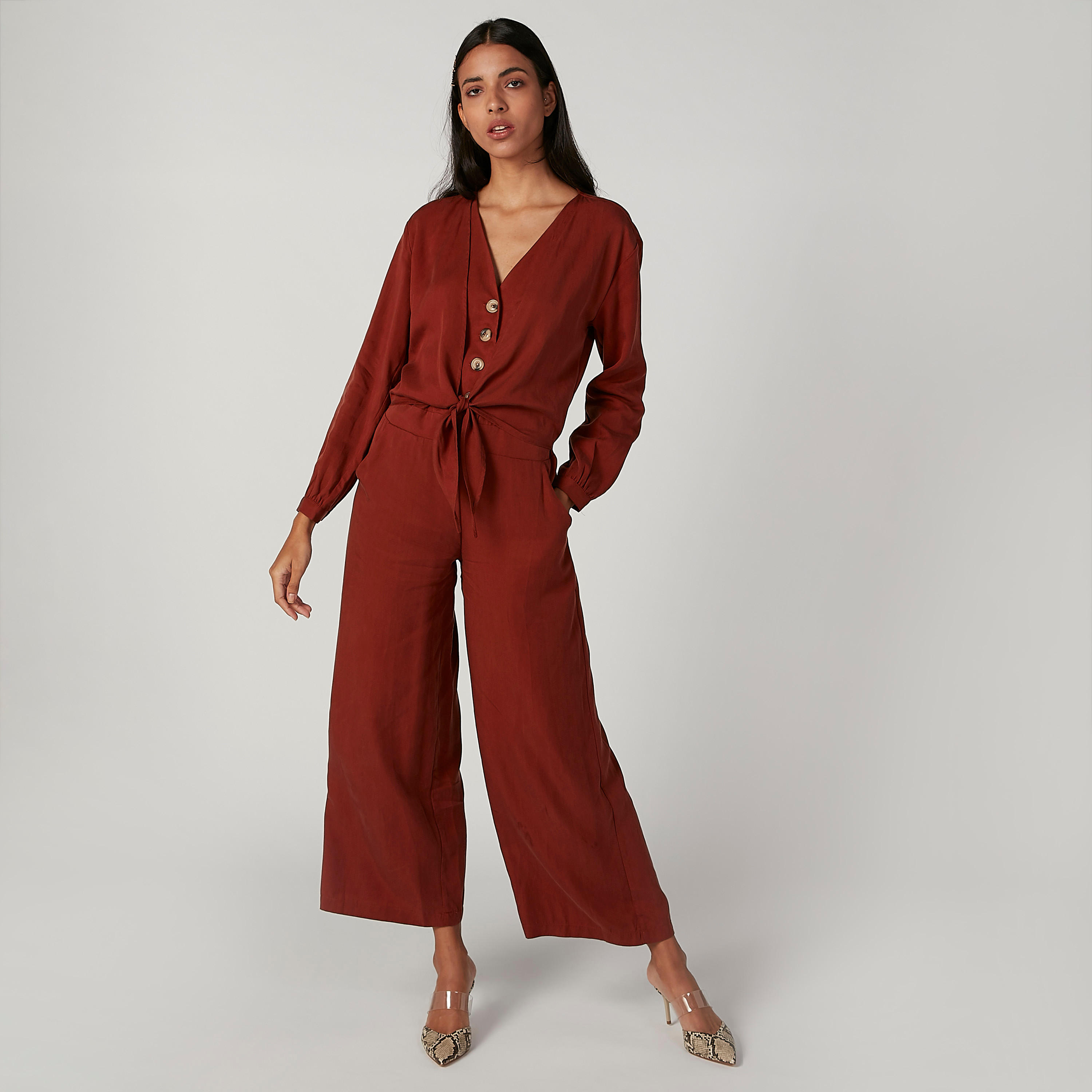 جمبسوت سادة بأكمام طويلة وعقدة من آيكونيك-women-clothing-jumpsuits-image-3