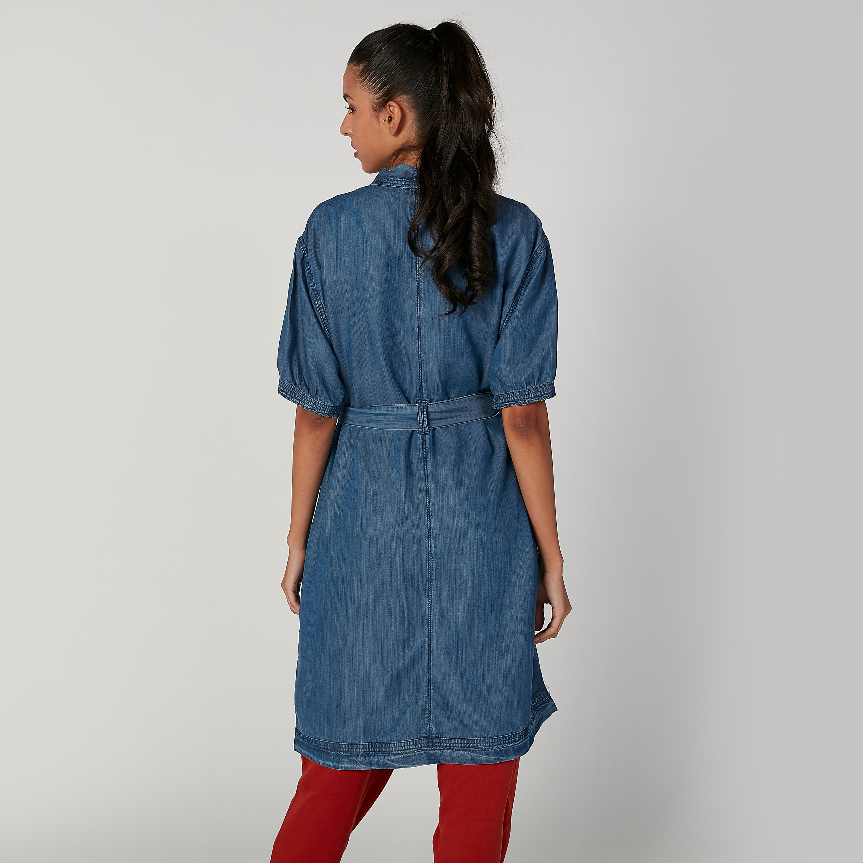 كارديجان مطرّز بقصّة واسعة وأكمام قصيرة وأربطة من آيكونيك-women-winterwear-cardigansandjumpers-cardigans-image-3