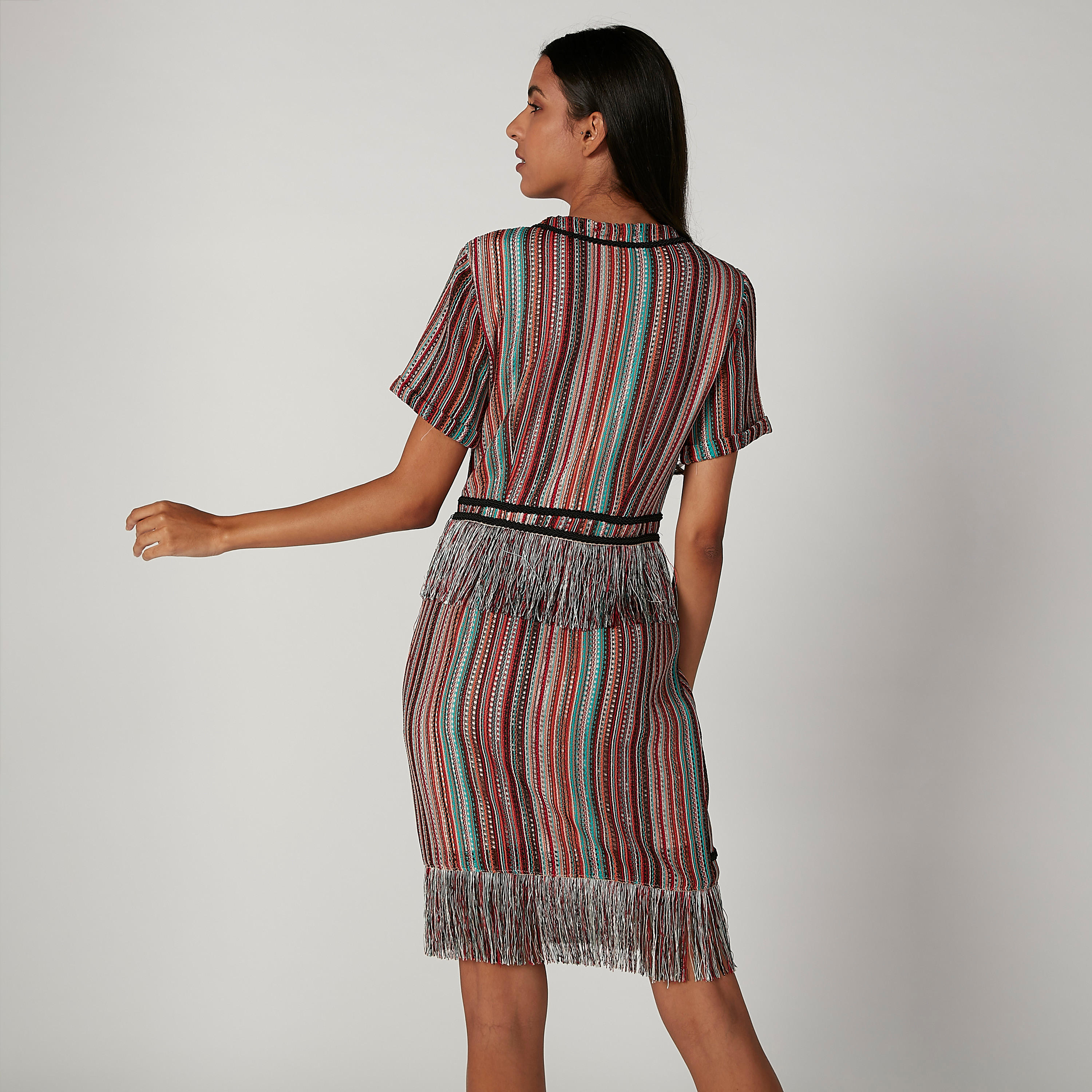 فستان ميدي إيه لاين بارز الملمس بأربطة وشراشيب من آيكونيك-women-clothing-dresses-image-3