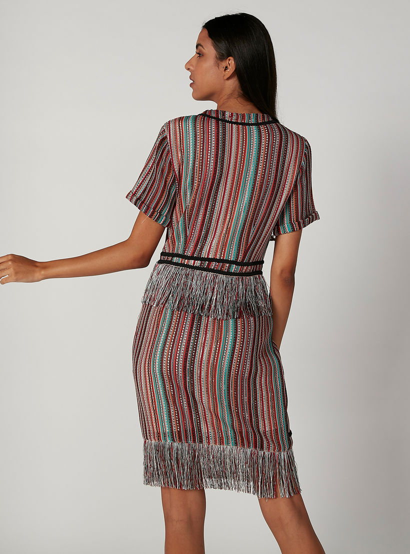 فستان ميدي إيه لاين بارز الملمس بأربطة وشراشيب من آيكونيك-women-clothing-dresses-image-3