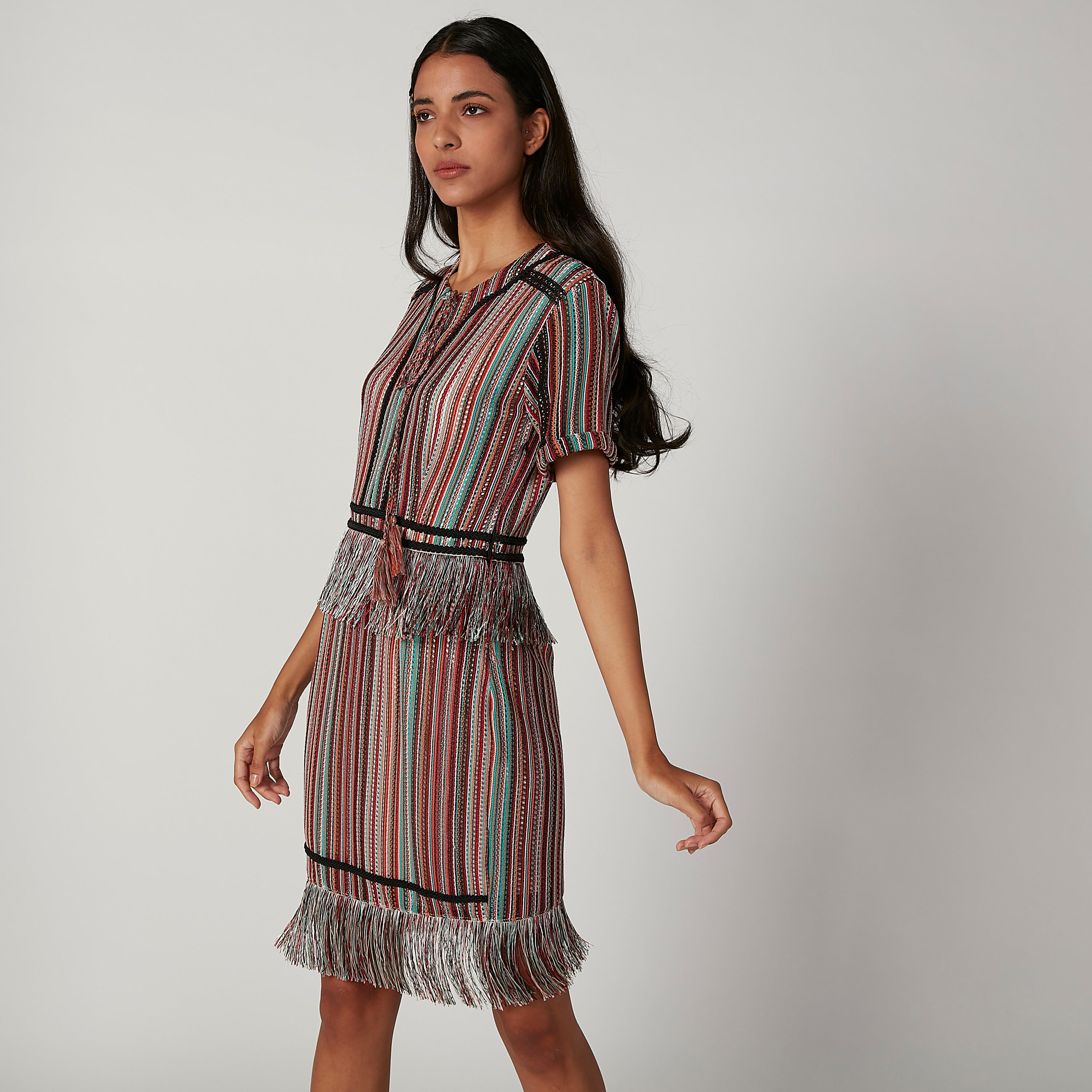 فستان ميدي إيه لاين بارز الملمس بأربطة وشراشيب من آيكونيك-women-clothing-dresses-image-4