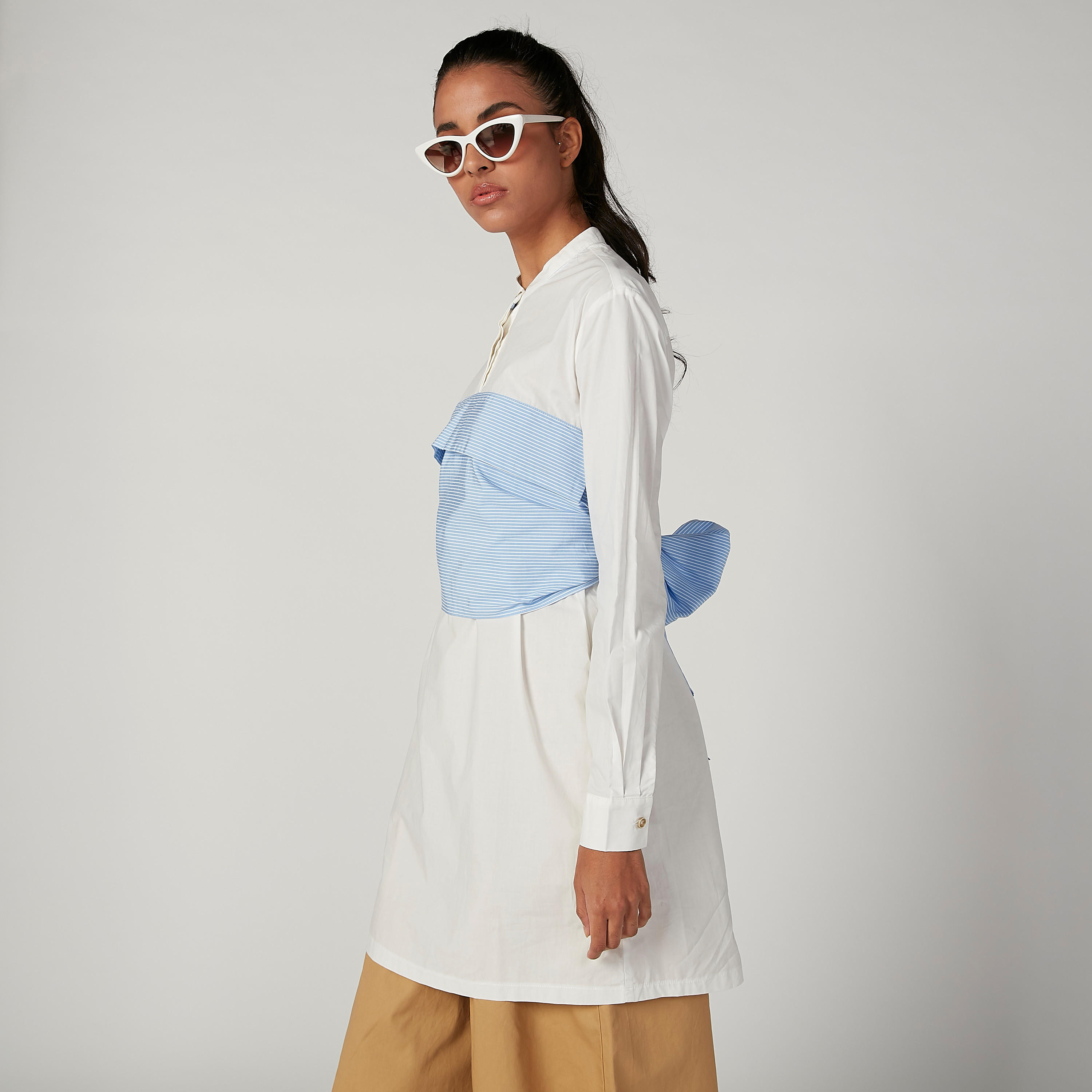 بلوزة طويلة مقلّمة بياقة ماندارين وأكمام طويلة من آيكونيك-women-clothing-shirtsandblouses-blouses-image-5