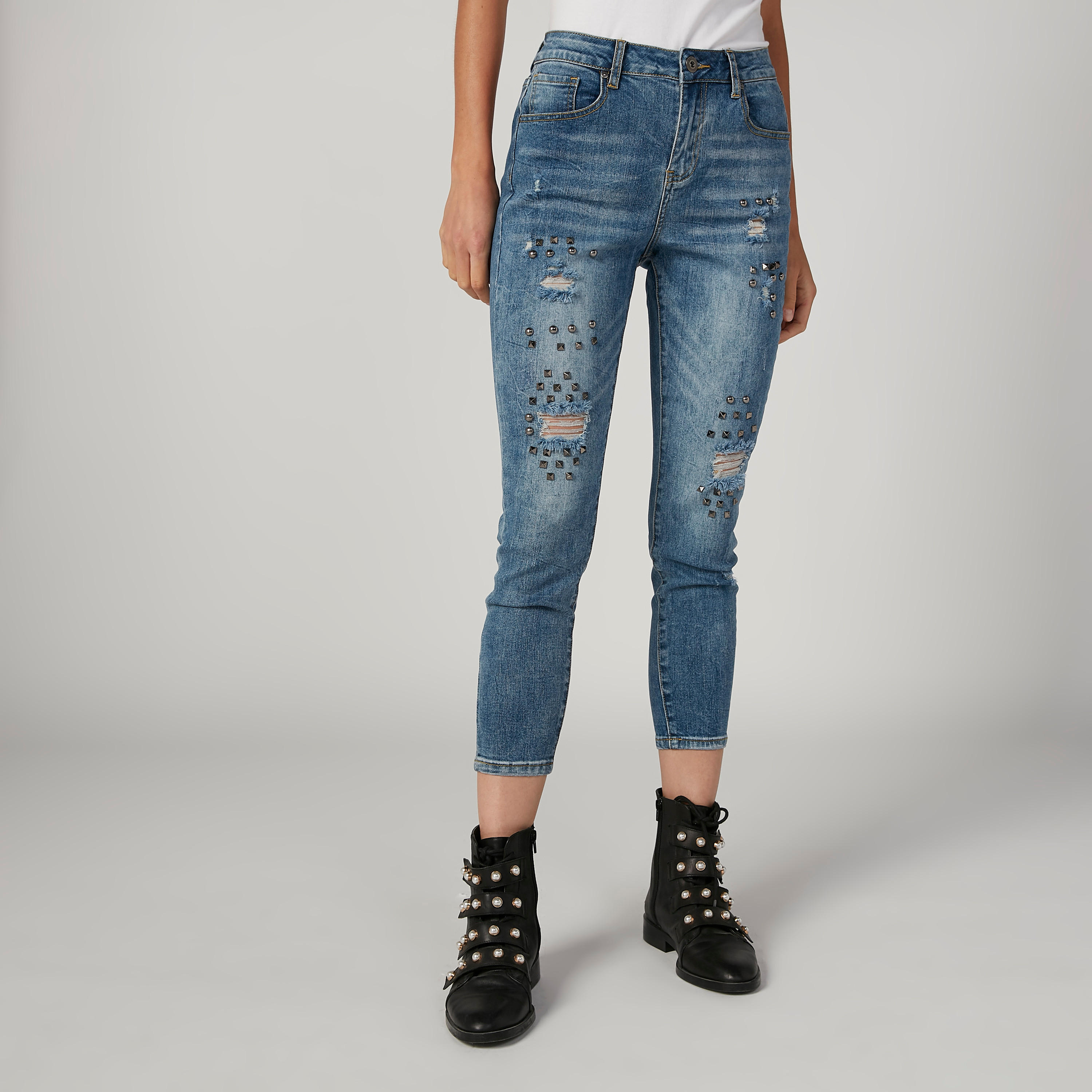 بنطلون جينز ممزّق بجيوب وتفاصيل مرصّعة من آيكونيك-women-clothing-bottoms-jeans-image-1